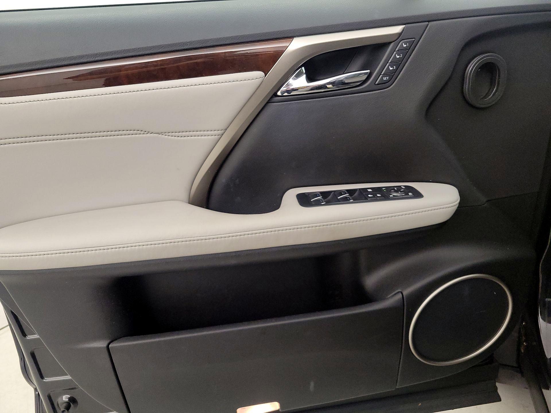 Thumbnail: 2016 Lexus RX - 12