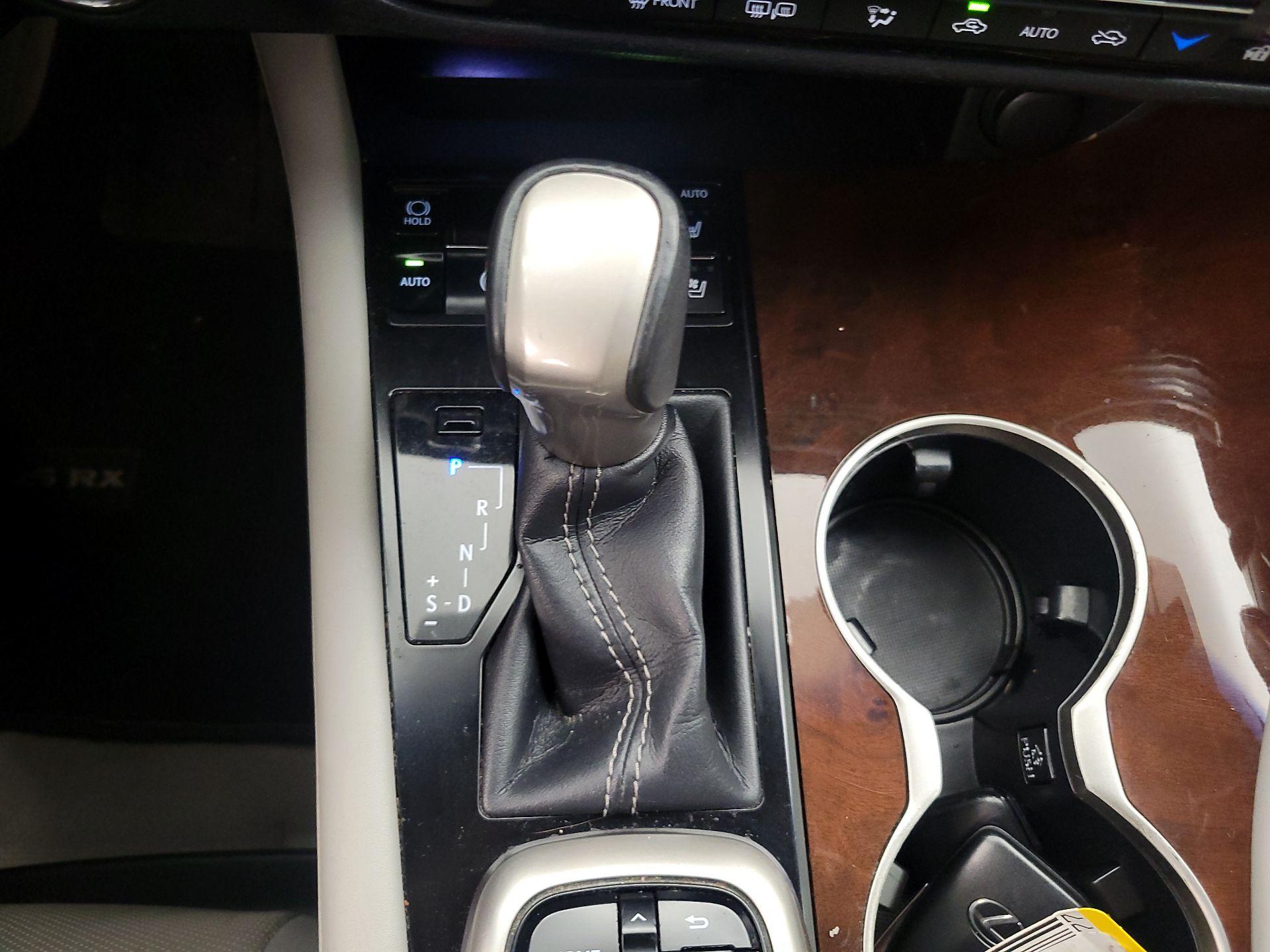 Thumbnail: 2016 Lexus RX - 18