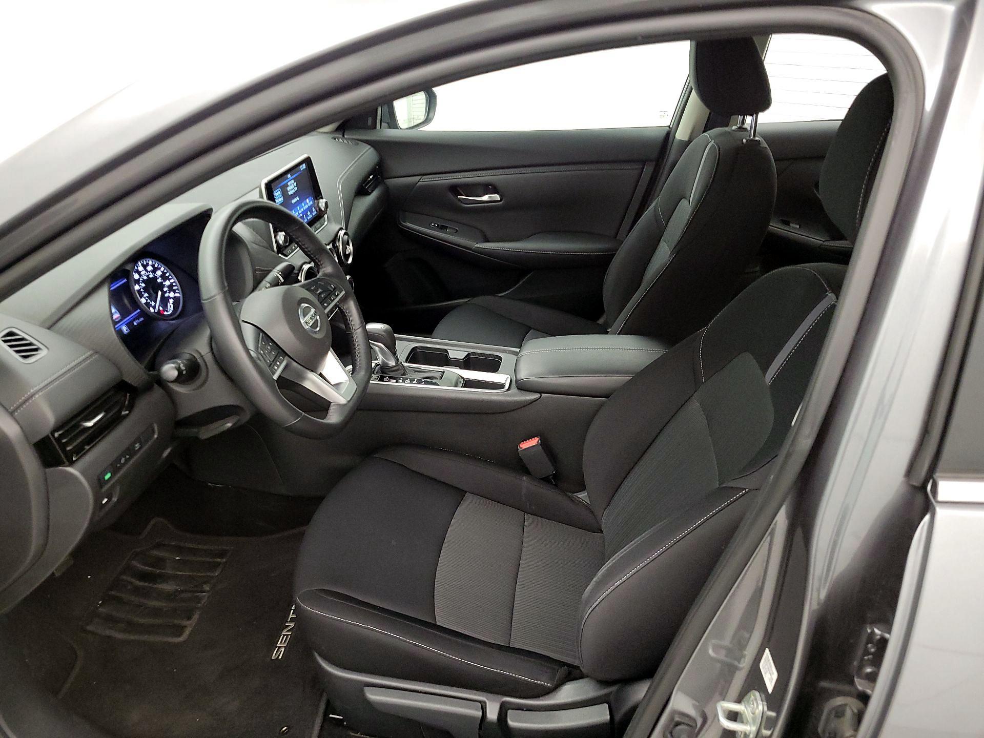 Thumbnail: 2022 Nissan Sentra - 11