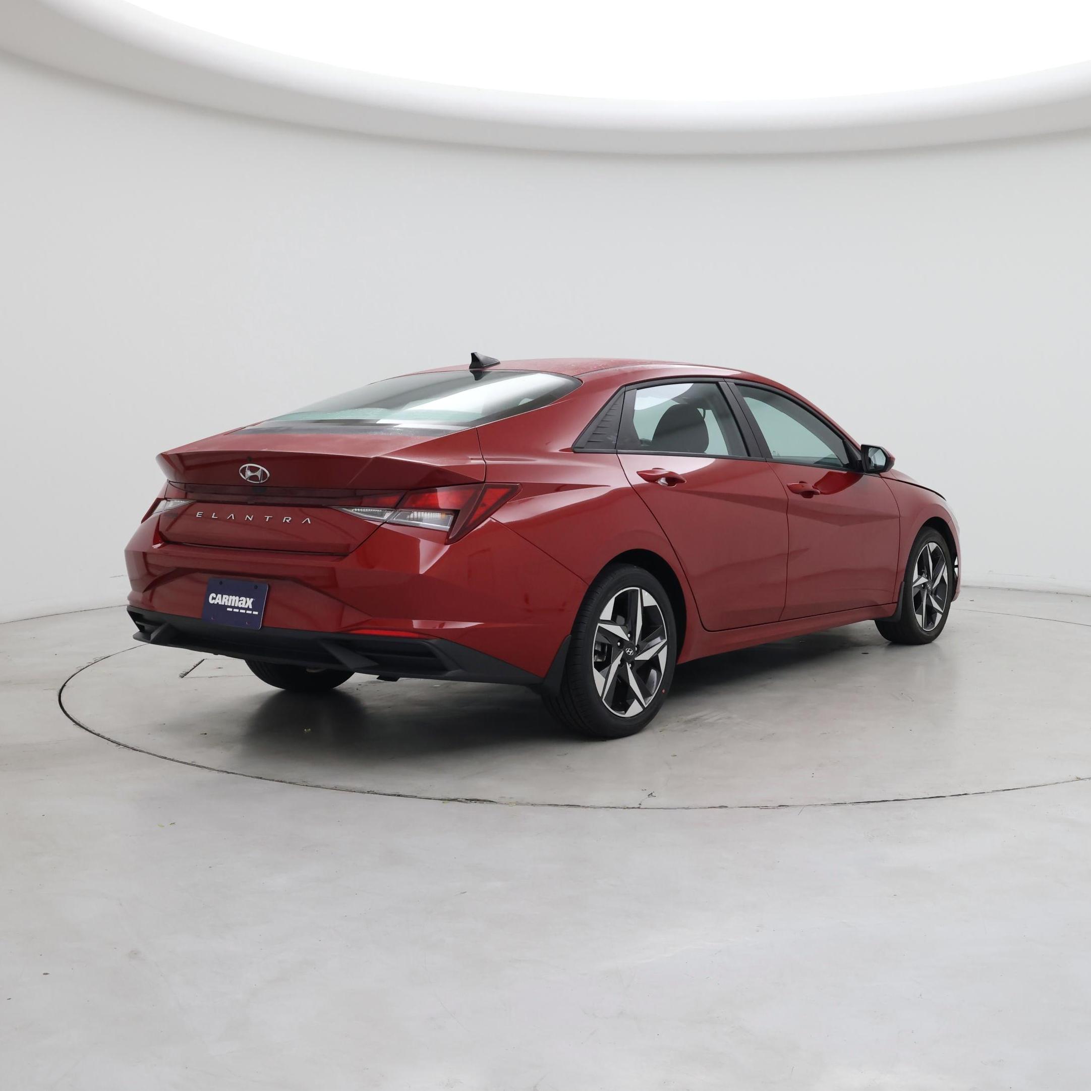Thumbnail: 2023 Hyundai Elantra - 8