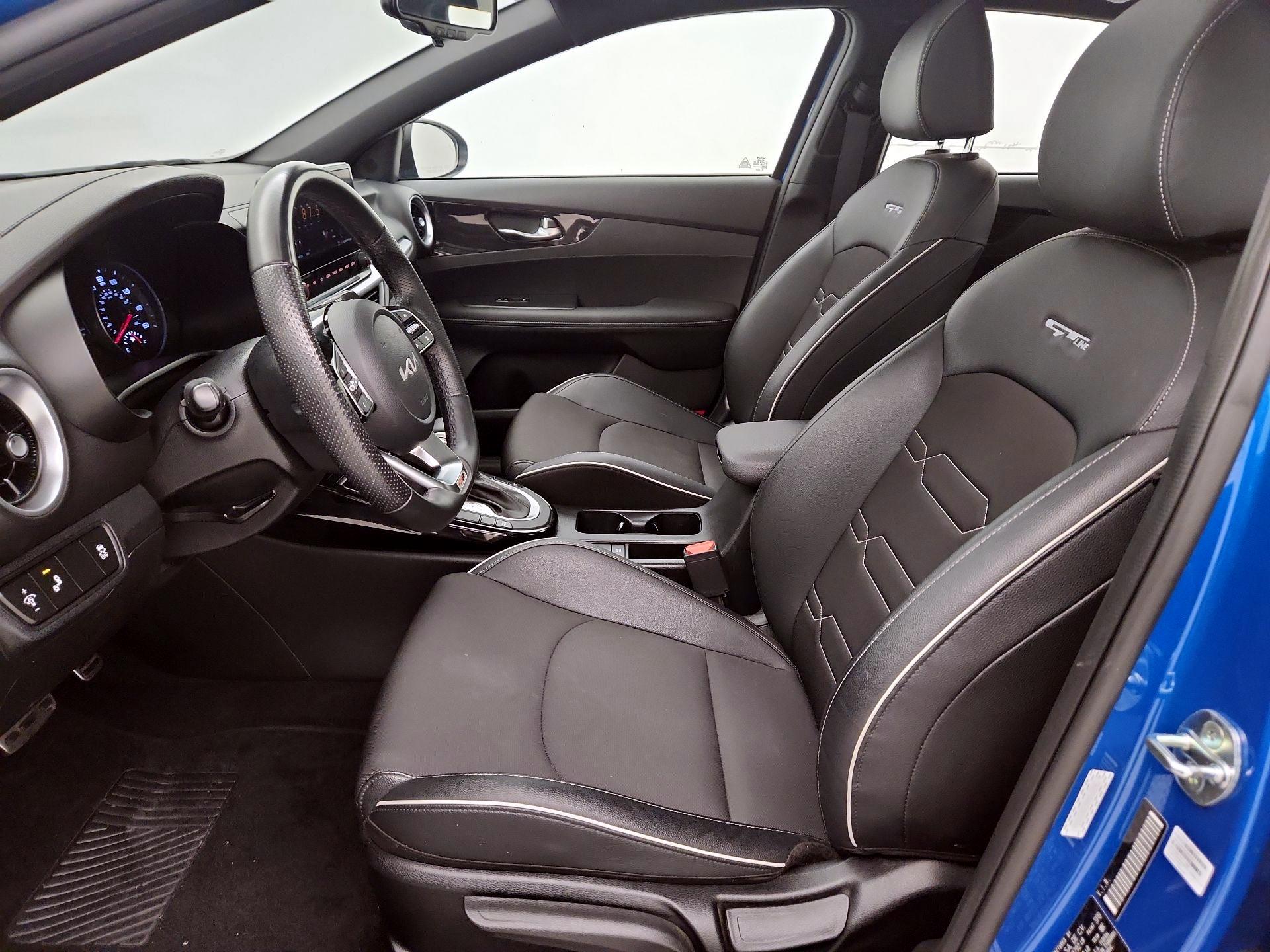 Thumbnail: 2022 Kia Forte - 11