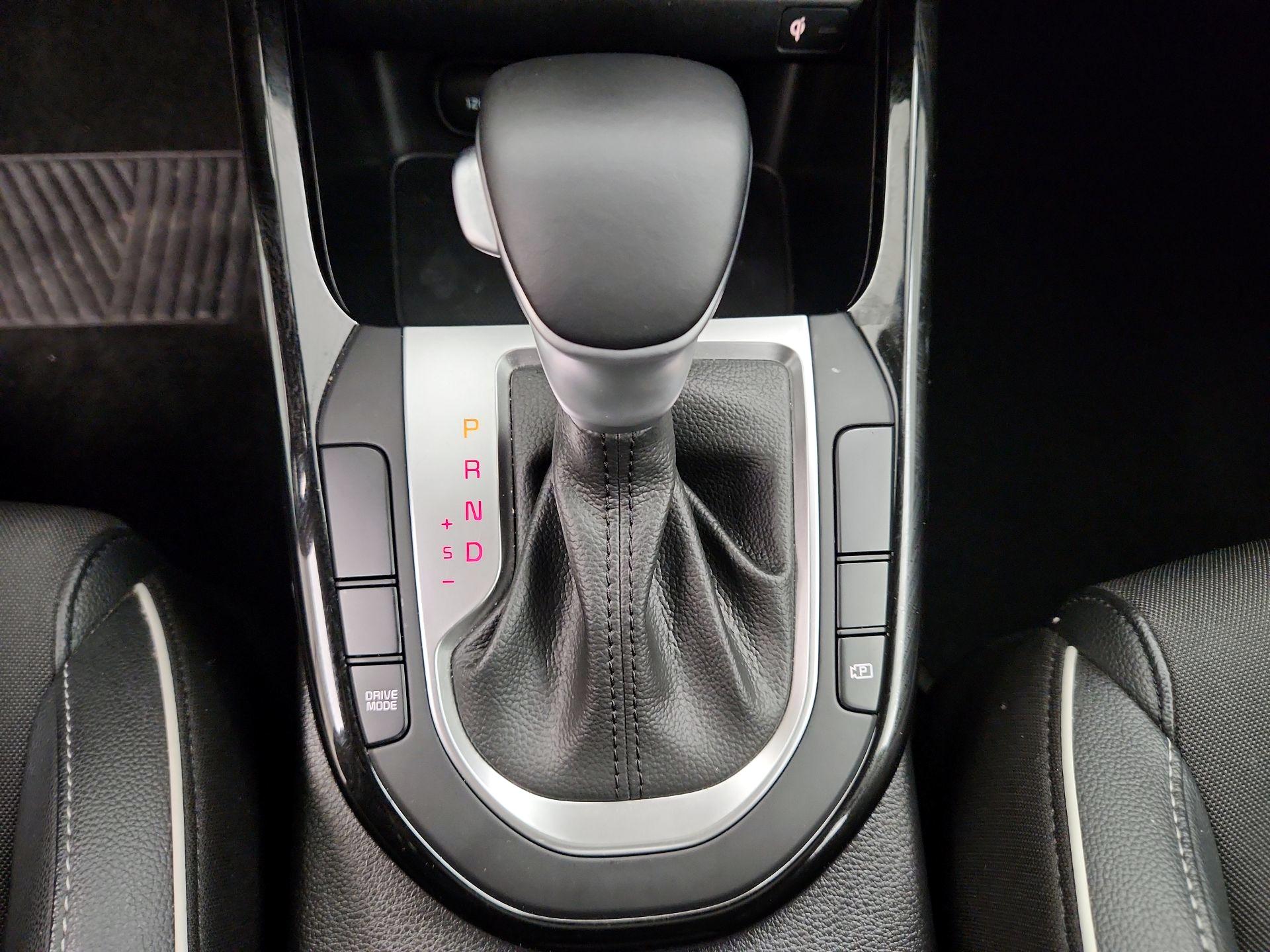 Thumbnail: 2022 Kia Forte - 18