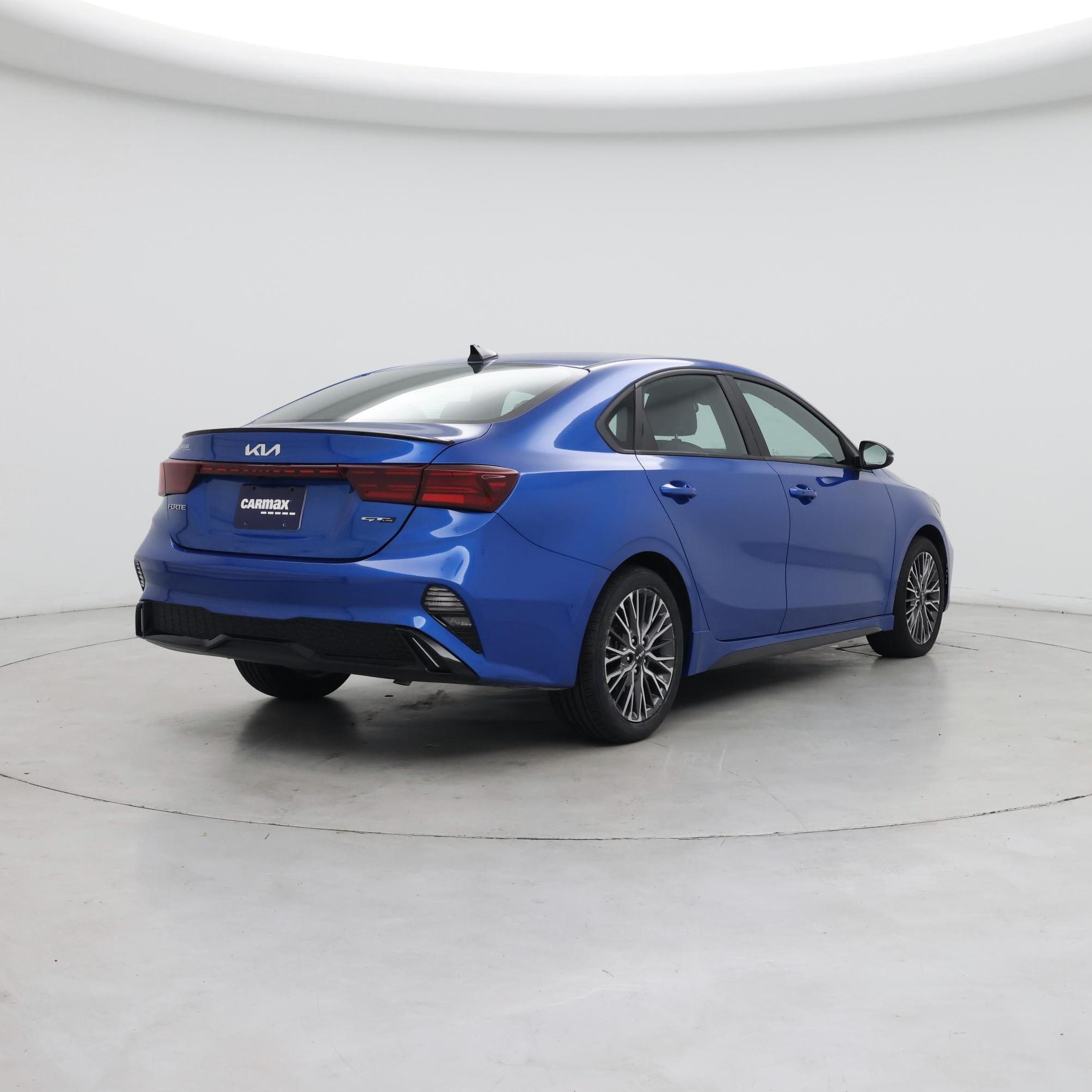 Thumbnail: 2022 Kia Forte - 8