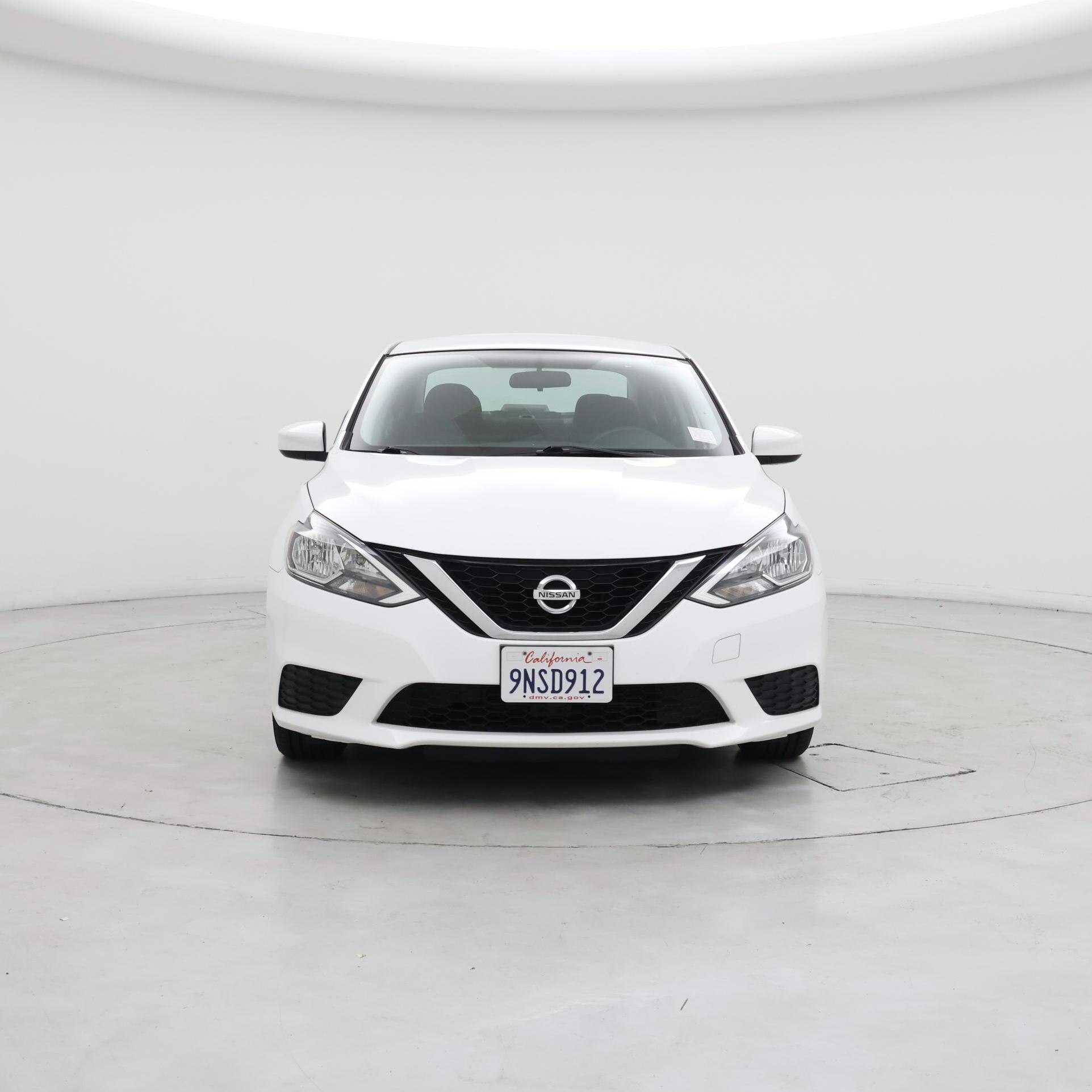 Thumbnail: 2016 Nissan Sentra - 5