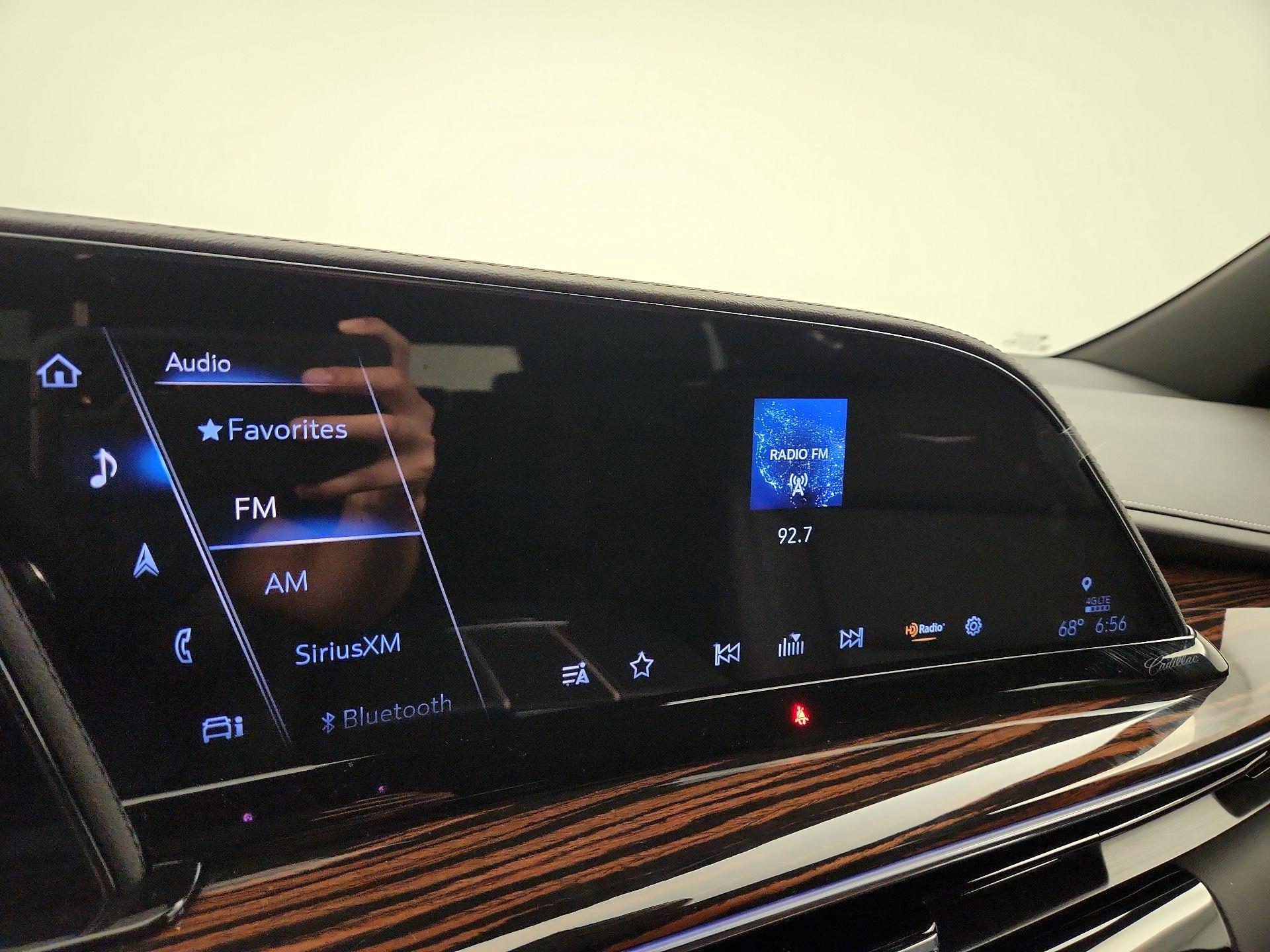 Thumbnail: 2024 Cadillac Escalade - 16
