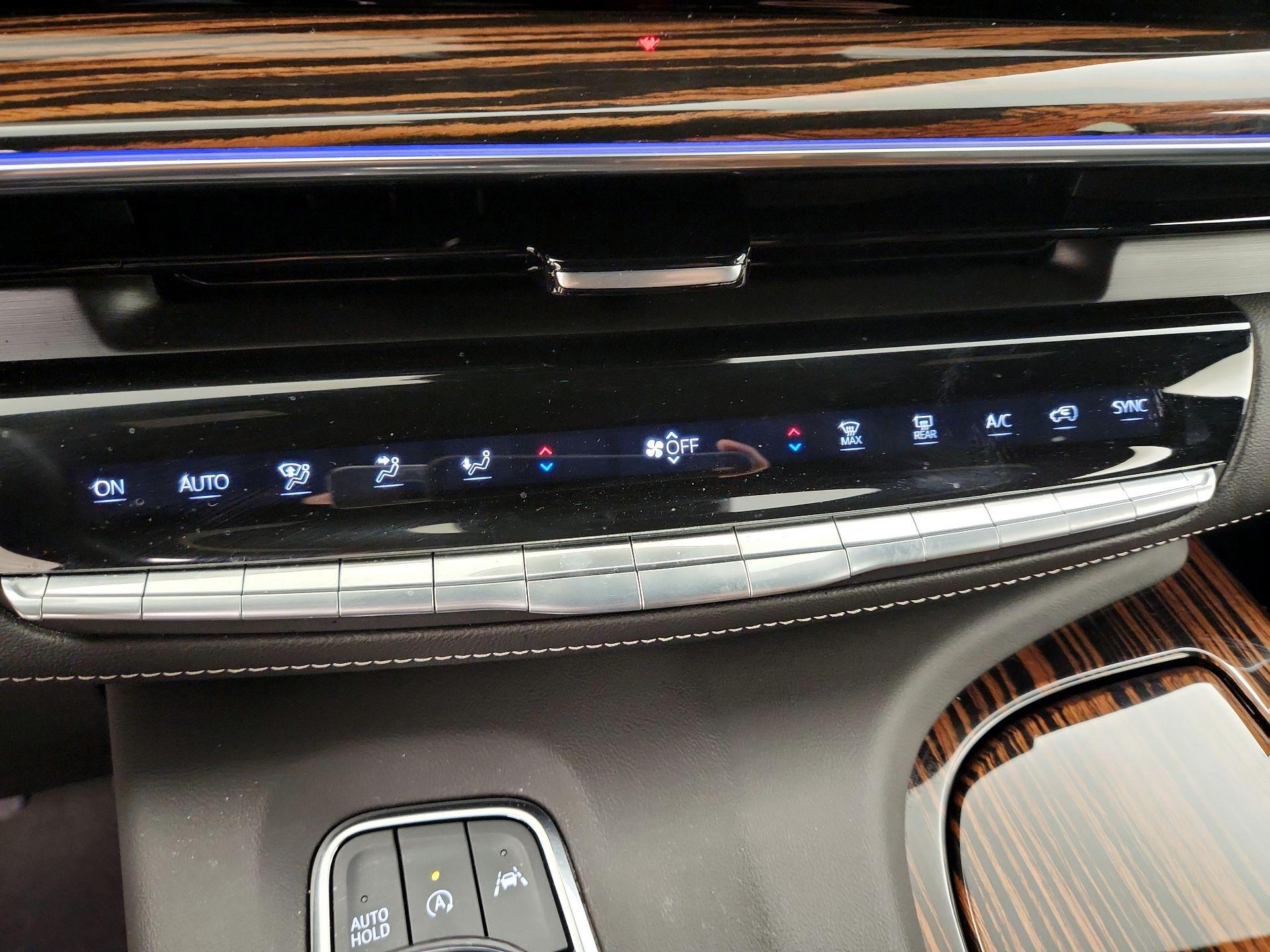 Thumbnail: 2024 Cadillac Escalade - 17