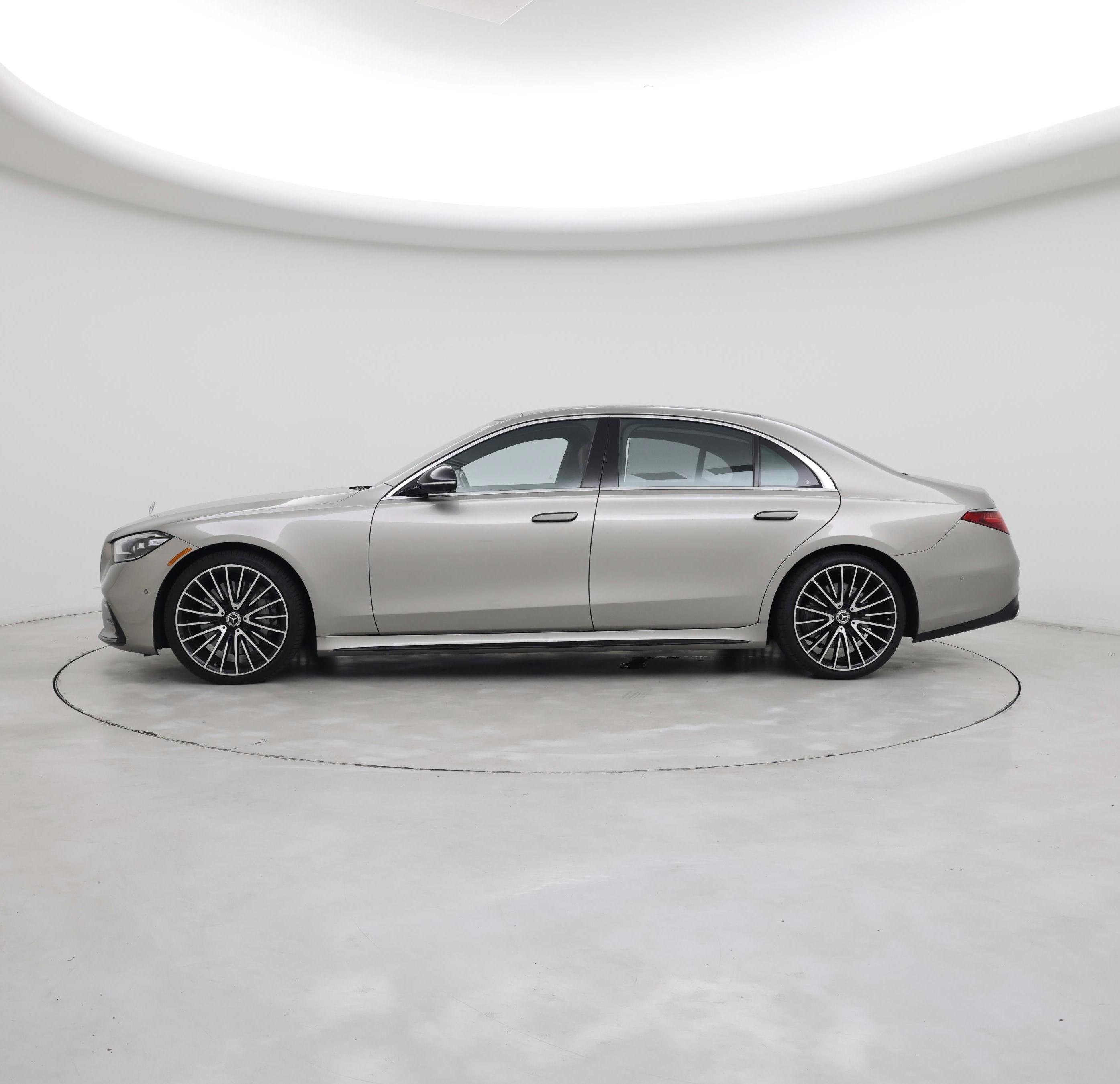 Thumbnail: 2021 Mercedes-Benz S-Class - 3