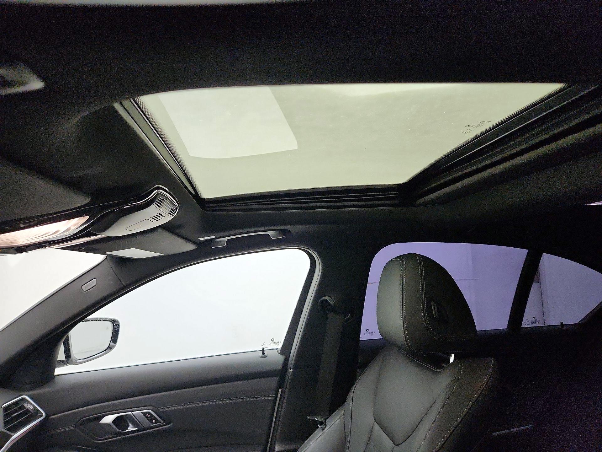 Thumbnail: 2020 BMW 3 Series - 20