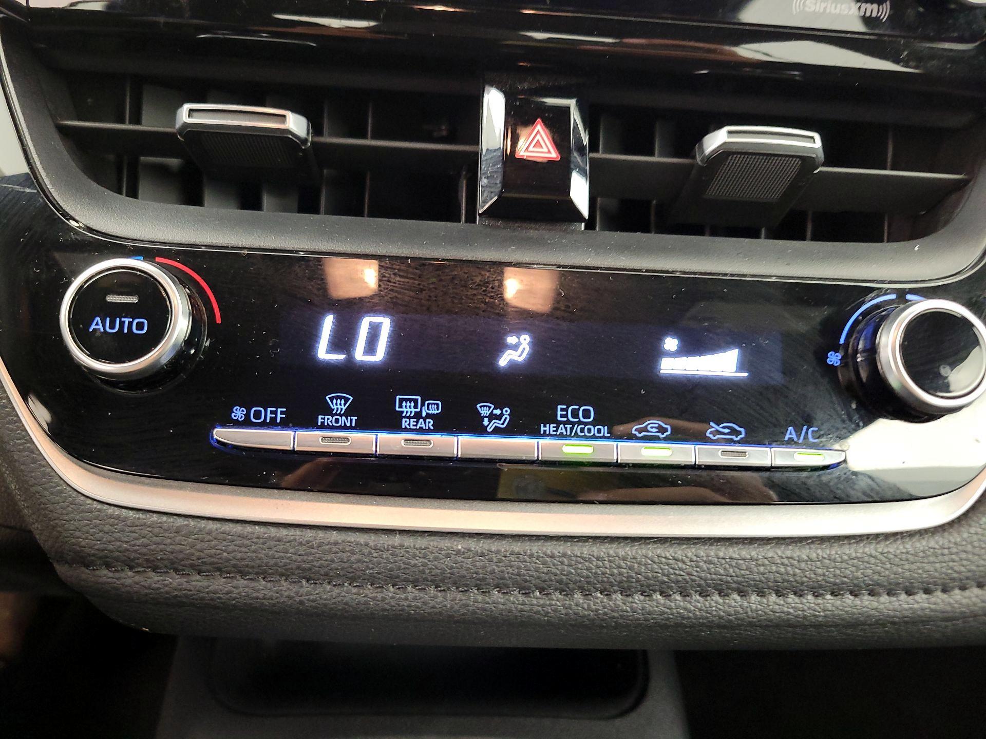 Thumbnail: 2021 Toyota Corolla - 16