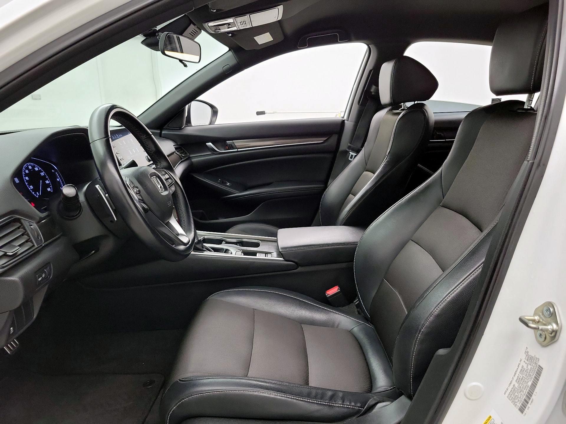 Thumbnail: 2018 Honda Accord - 11