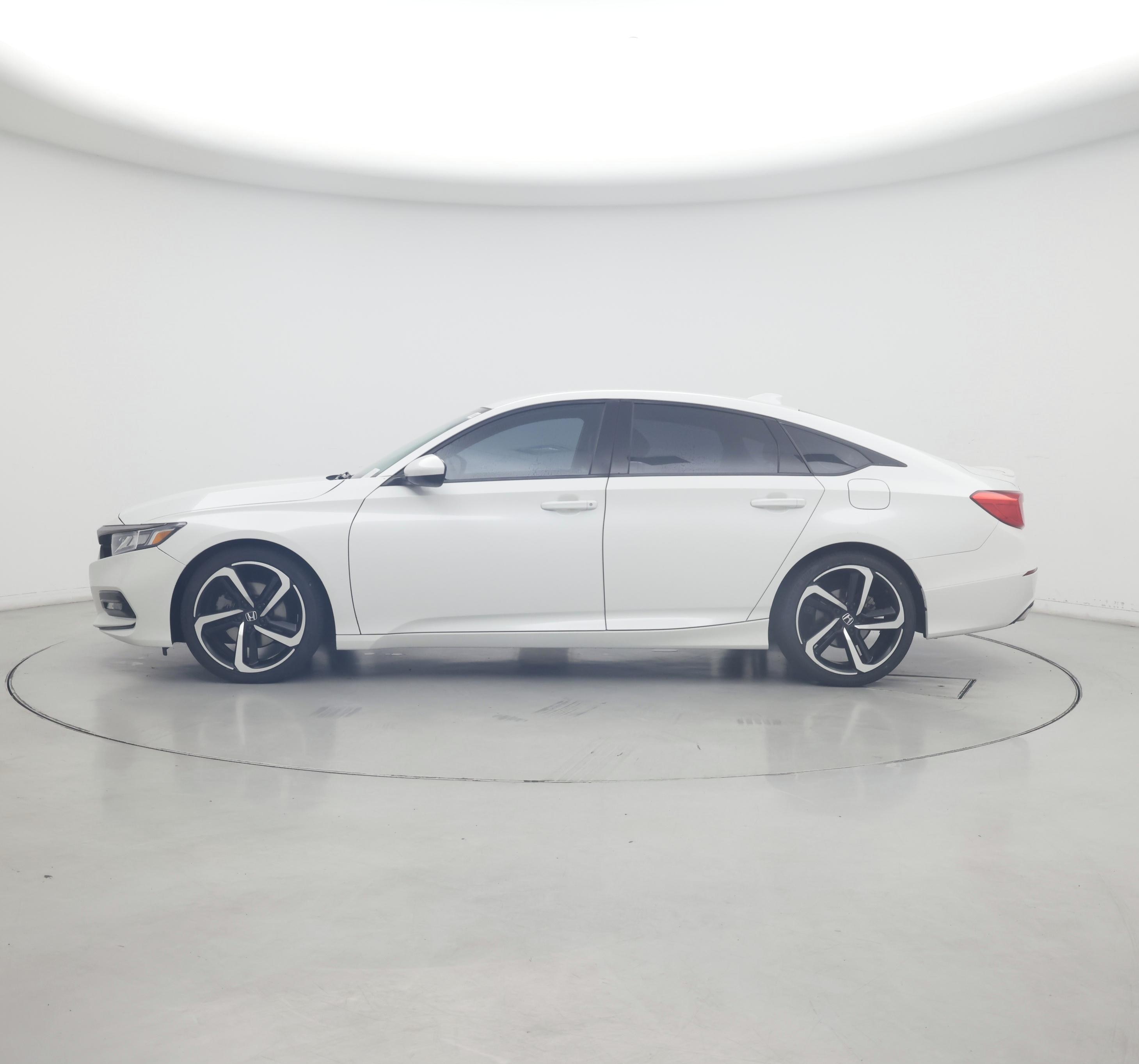 Thumbnail: 2018 Honda Accord - 3