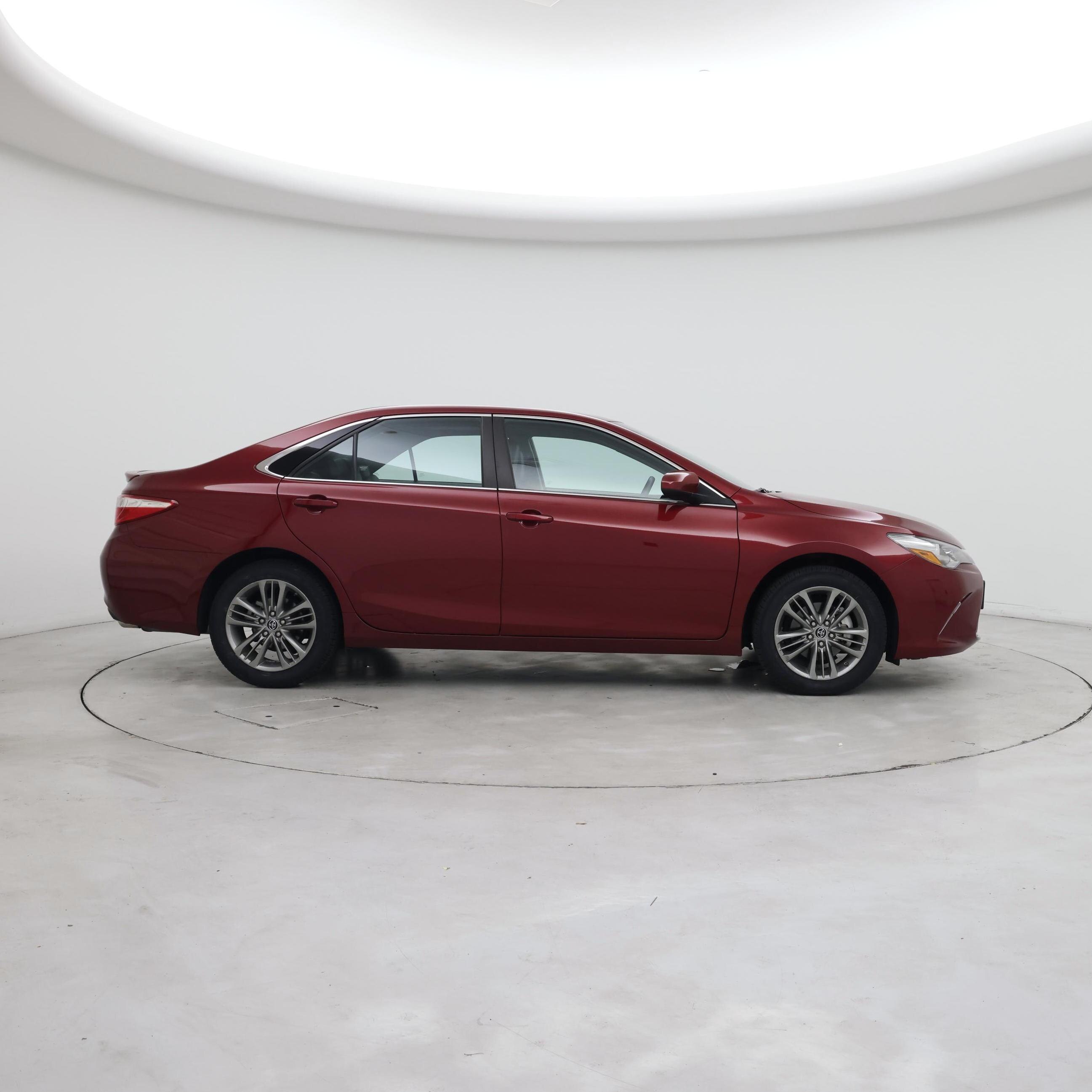 Thumbnail: 2016 Toyota Camry - 7