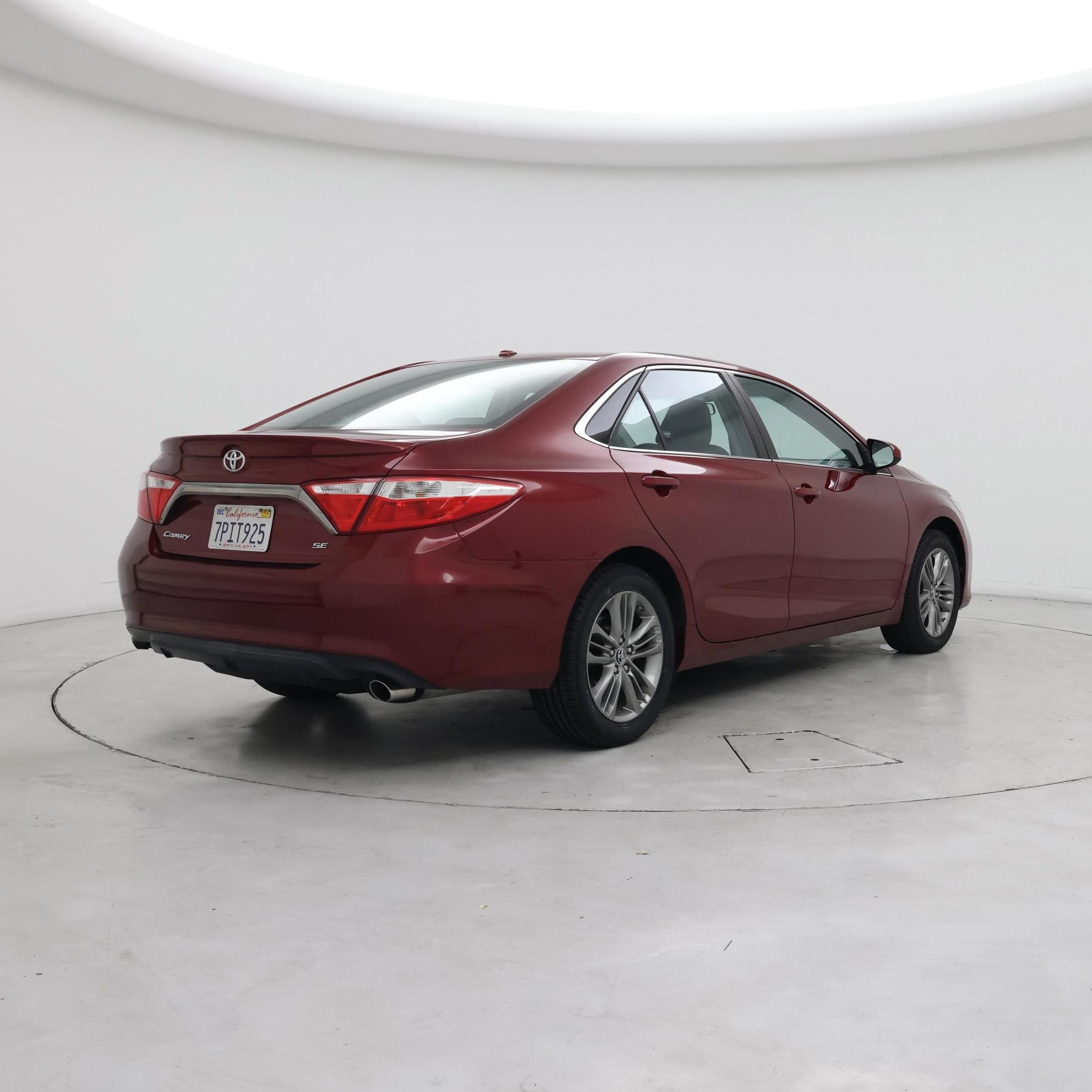 Thumbnail: 2016 Toyota Camry - 8