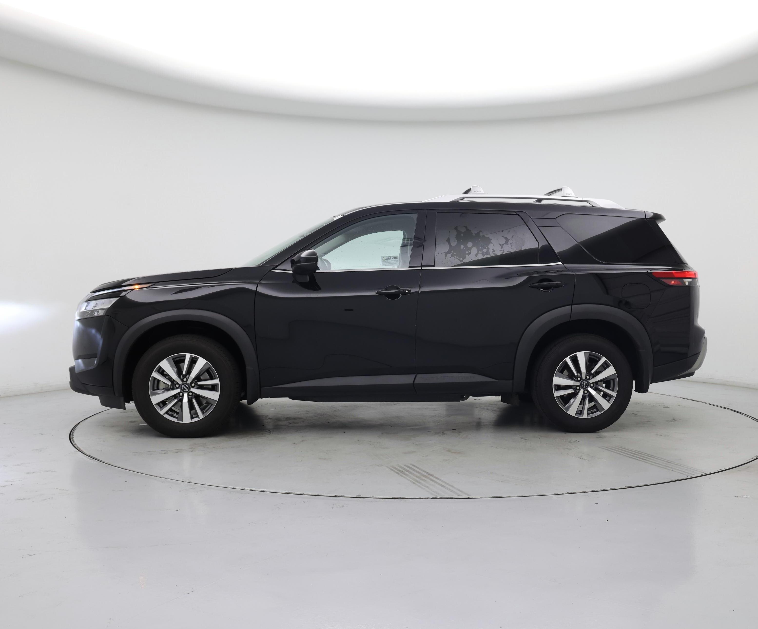 Thumbnail: 2024 Nissan Pathfinder - 3