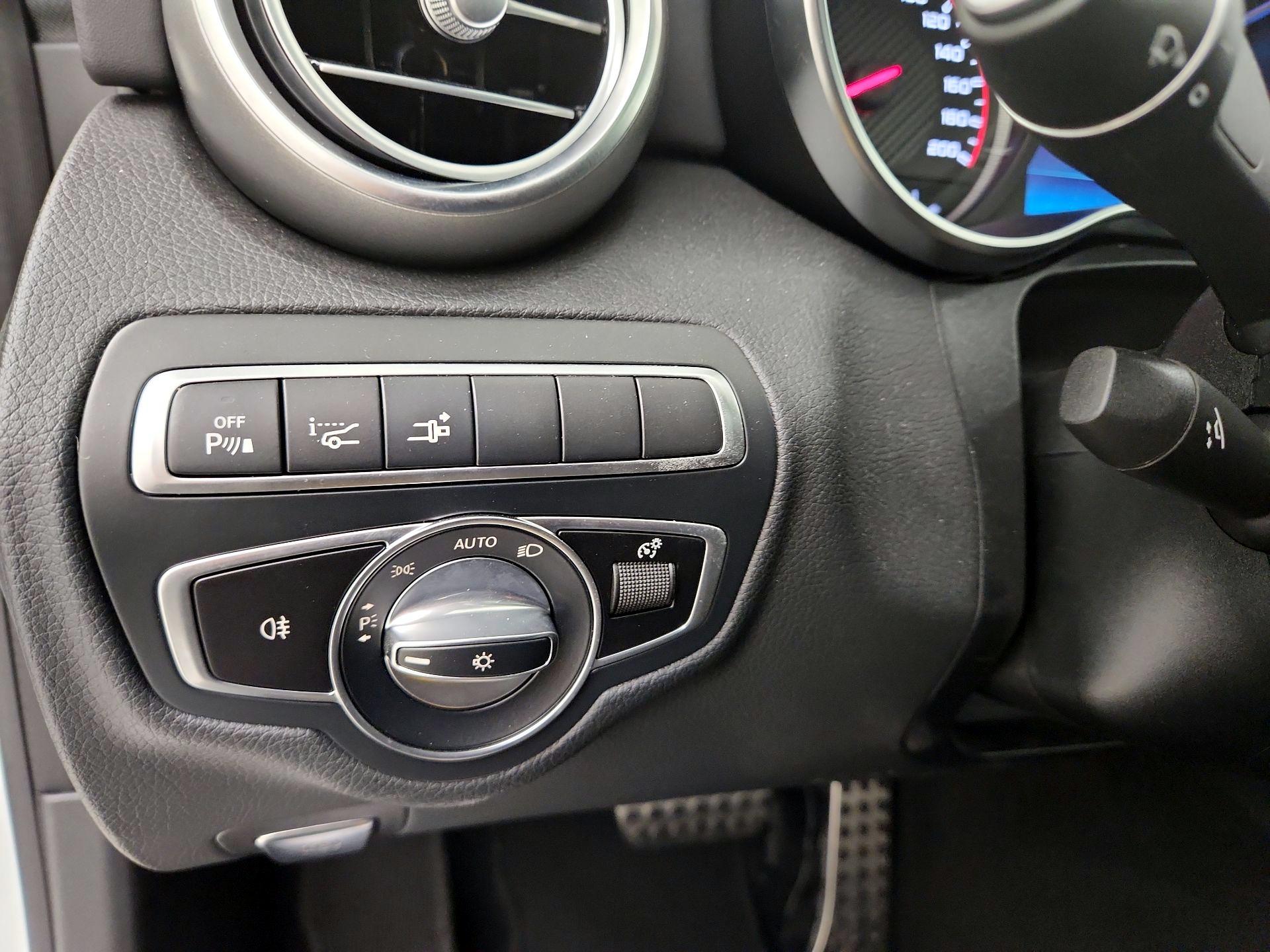 Thumbnail: 2019 Mercedes-Benz C-Class - 11
