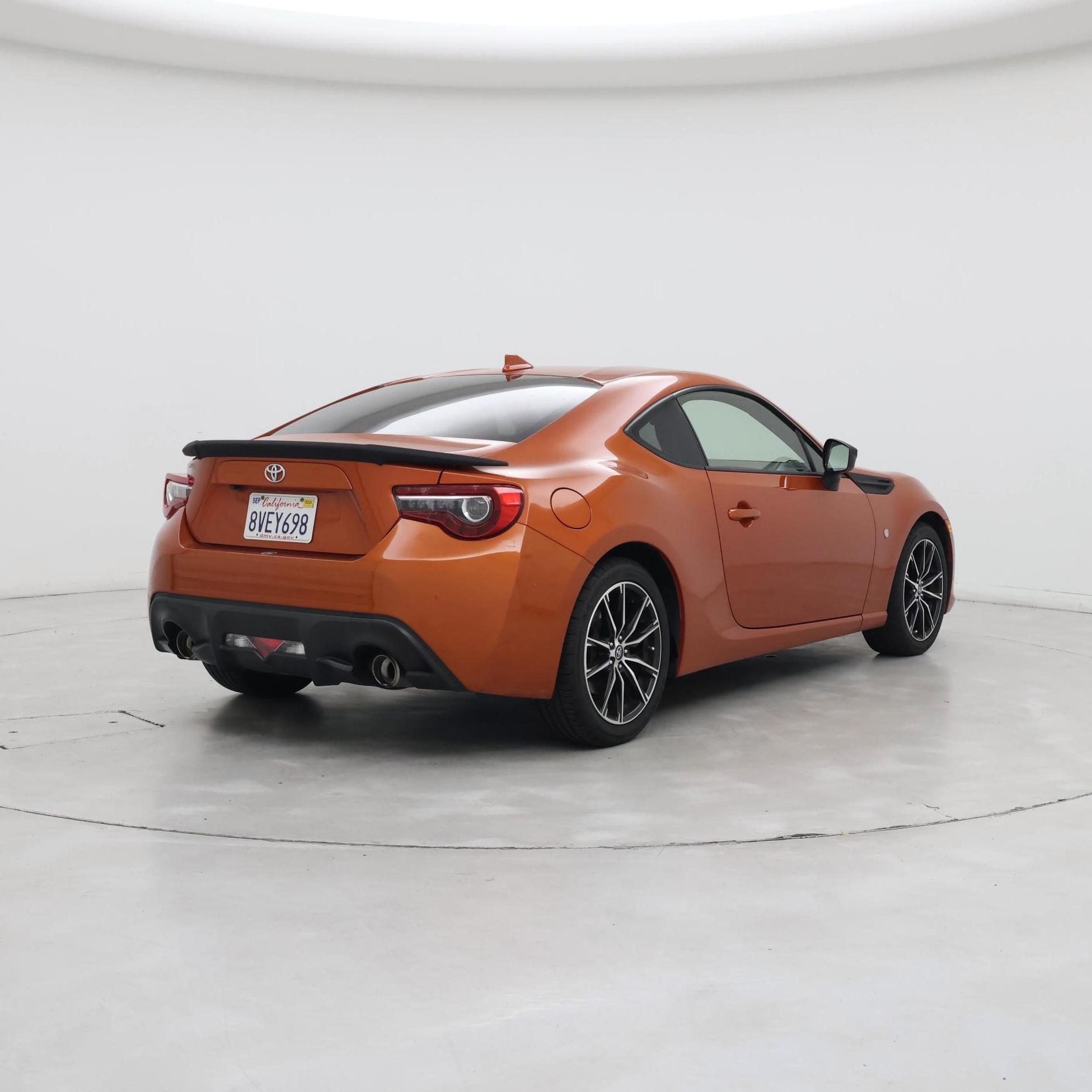 Thumbnail: 2017 Toyota 86 - 8