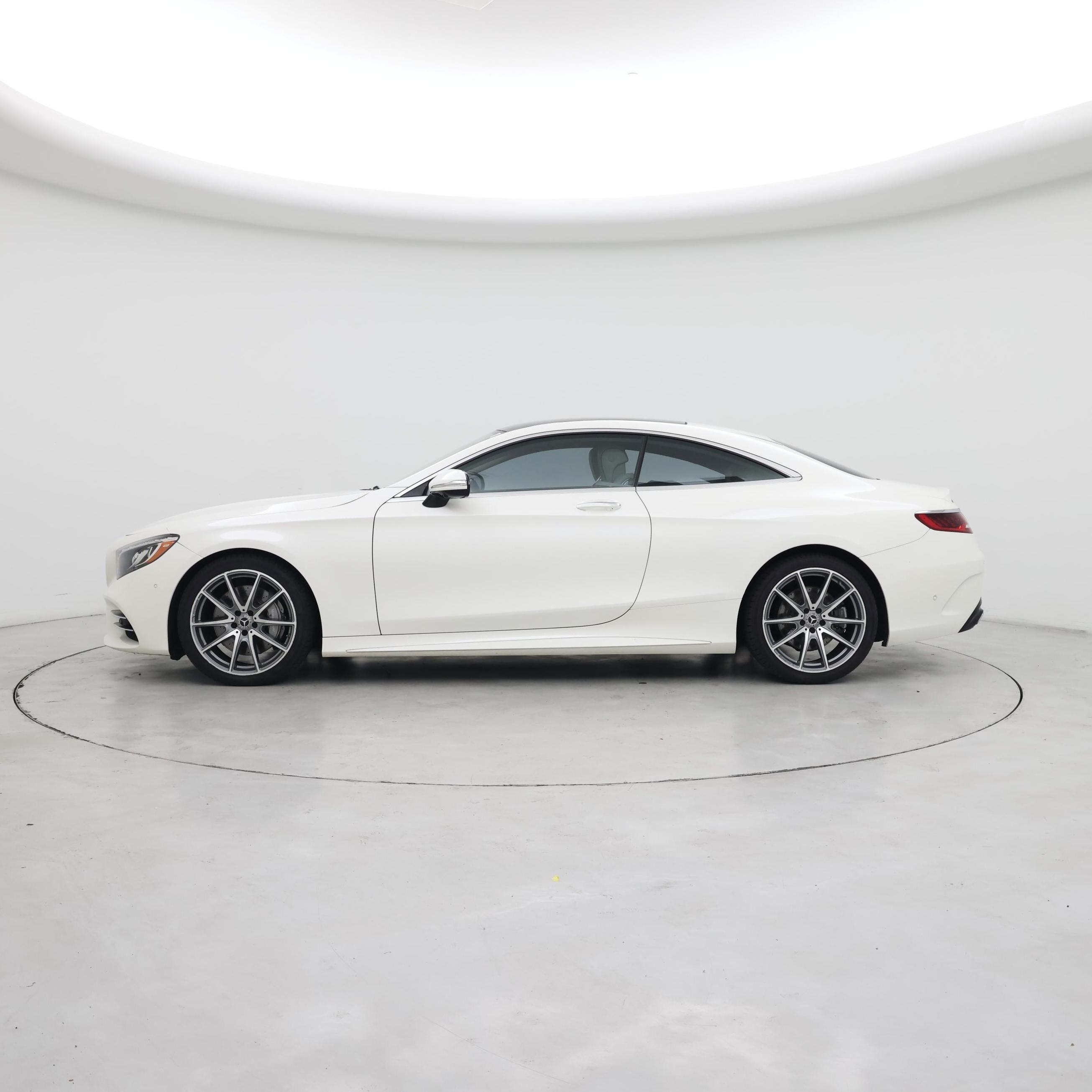 Thumbnail: 2019 Mercedes-Benz S-Class - 3