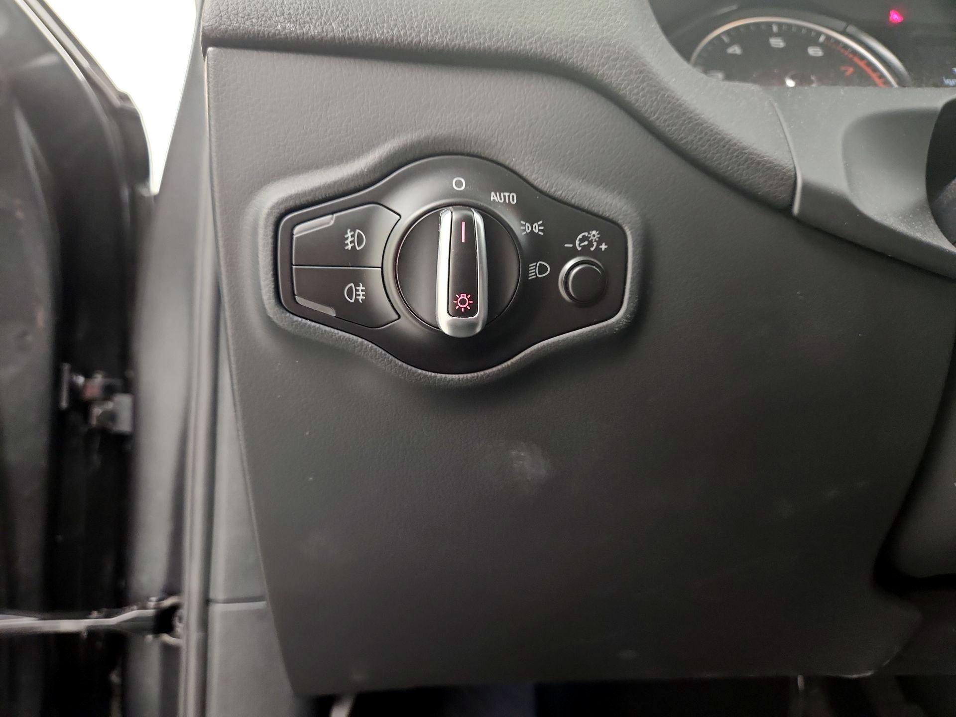 Thumbnail: 2016 Audi Q5 - 13