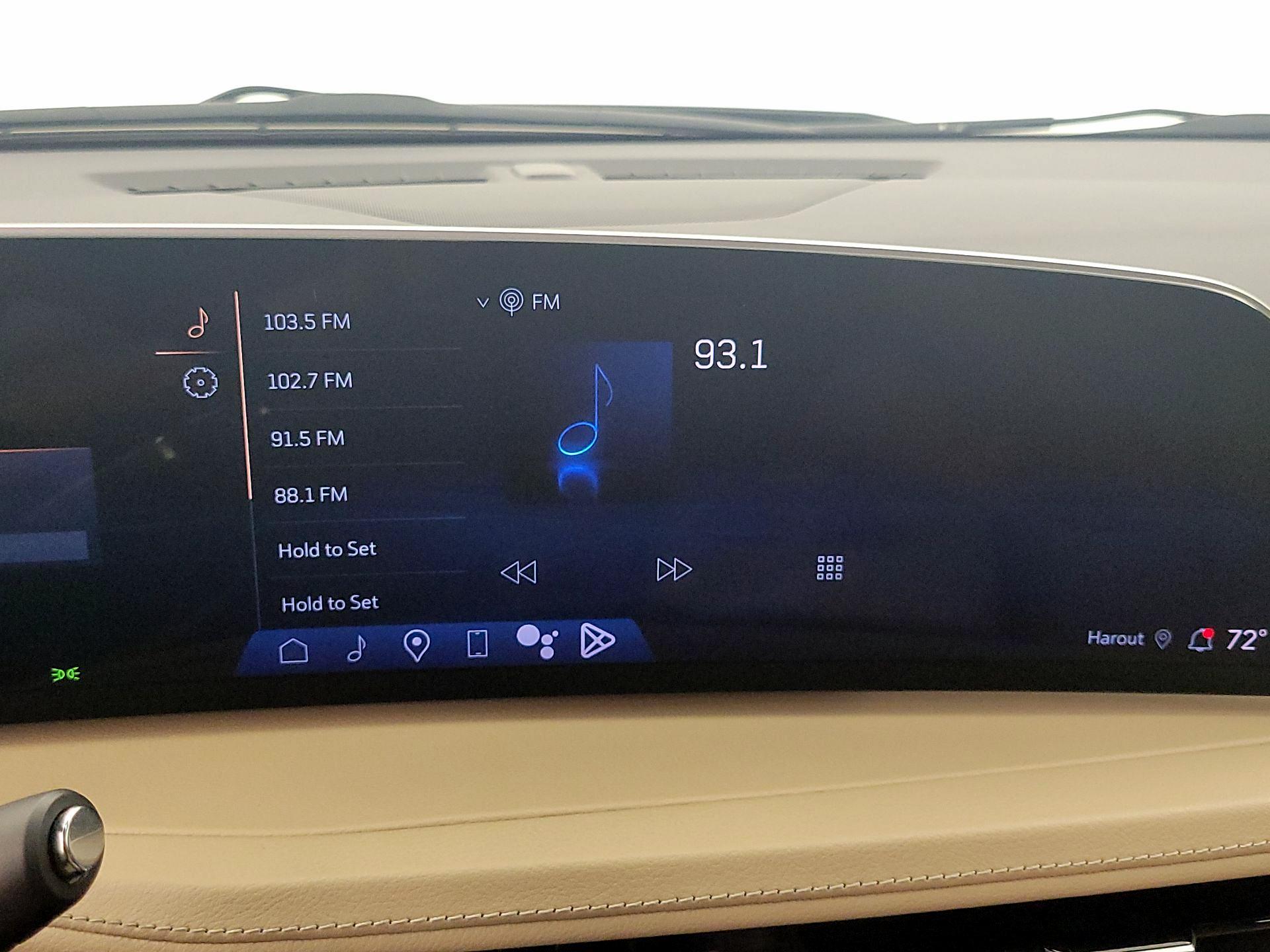 Thumbnail: 2024 Cadillac XT4 - 15