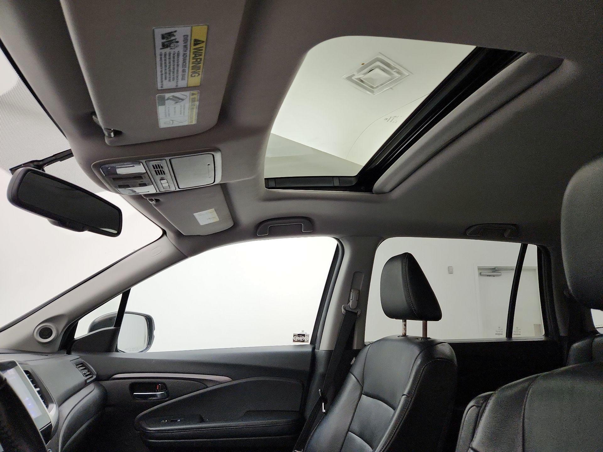 Thumbnail: 2016 Honda Pilot - 20