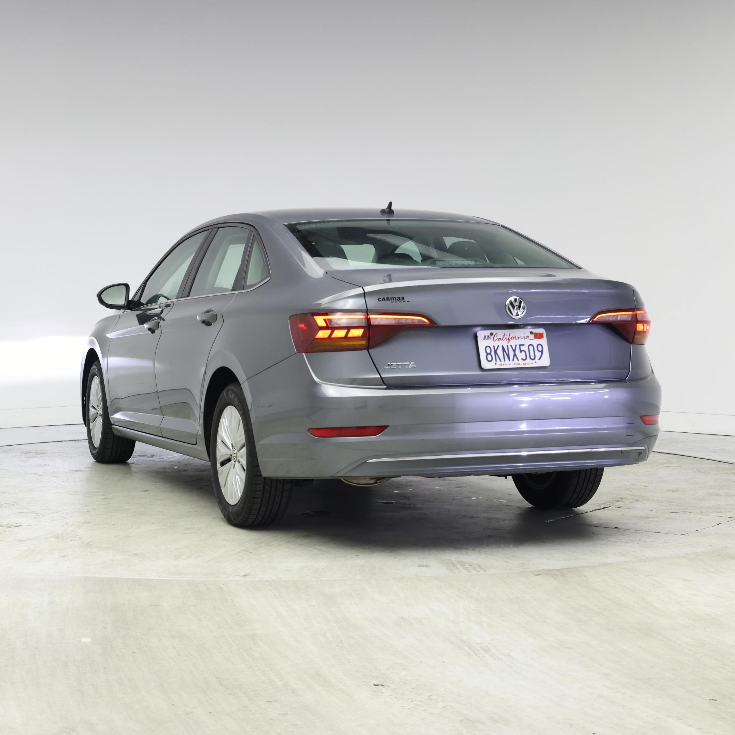 Thumbnail: 2019 Volkswagen Jetta - 2