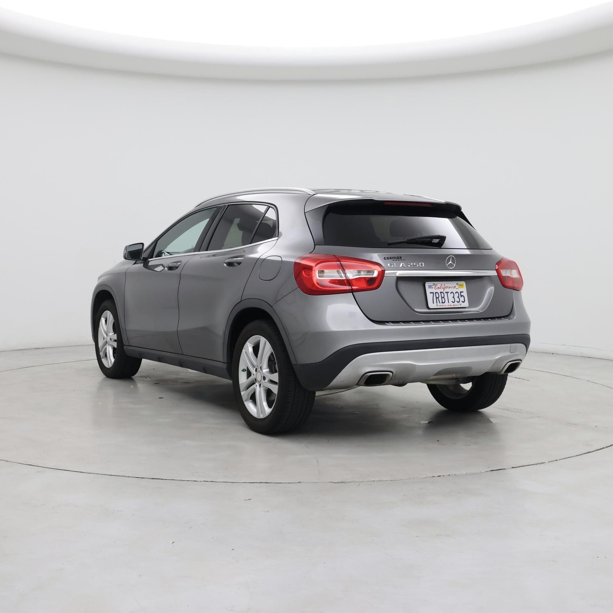 Thumbnail: 2016 Mercedes-Benz GLA - 2