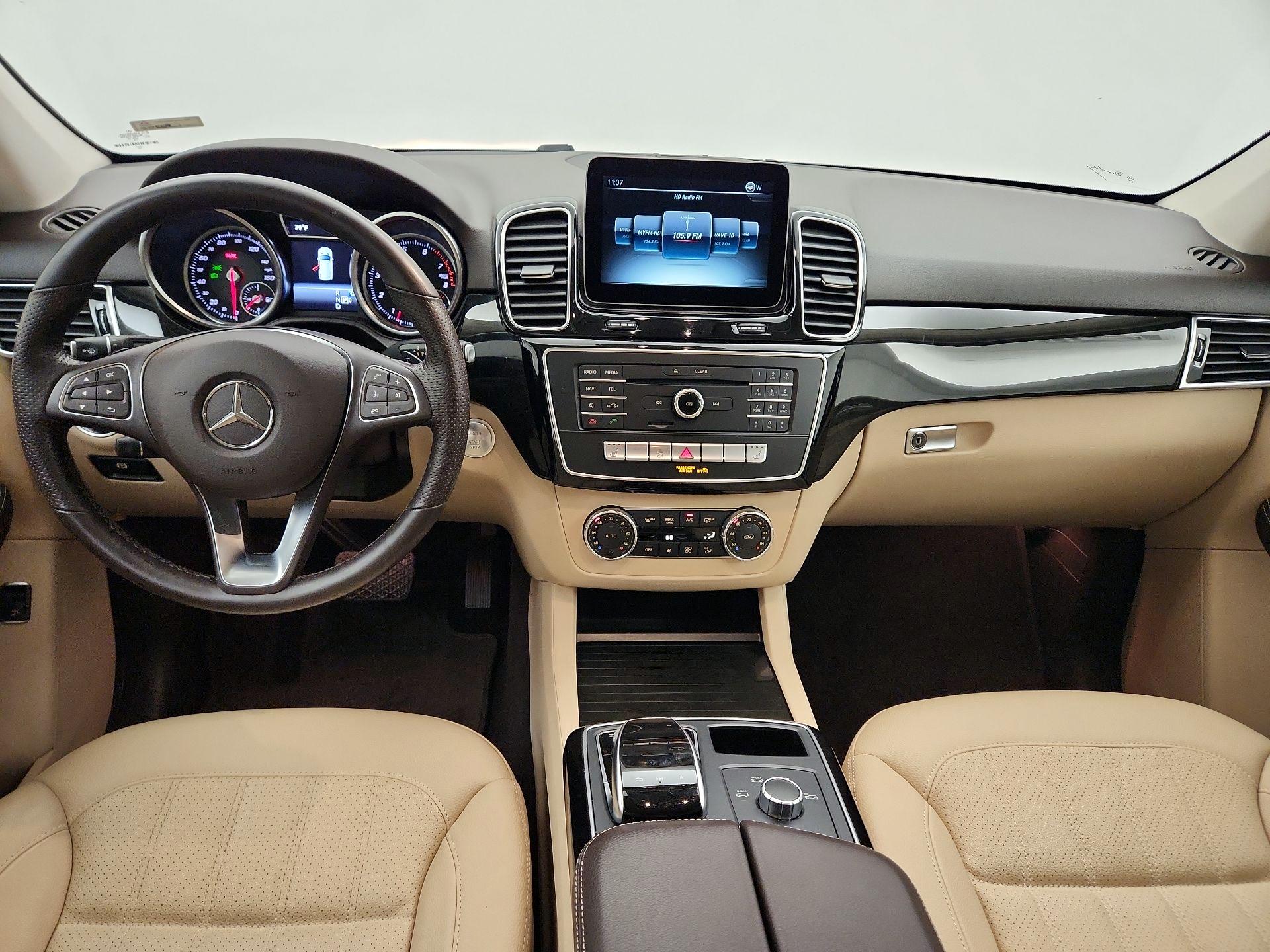 Thumbnail: 2017 Mercedes-Benz GLE - 9