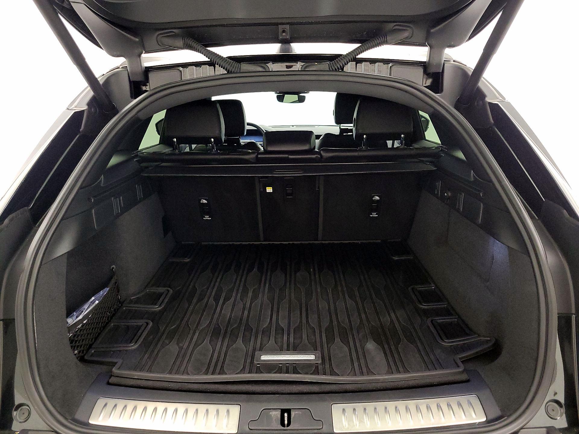 Thumbnail: 2024 Land Rover Range Rover Velar - 20