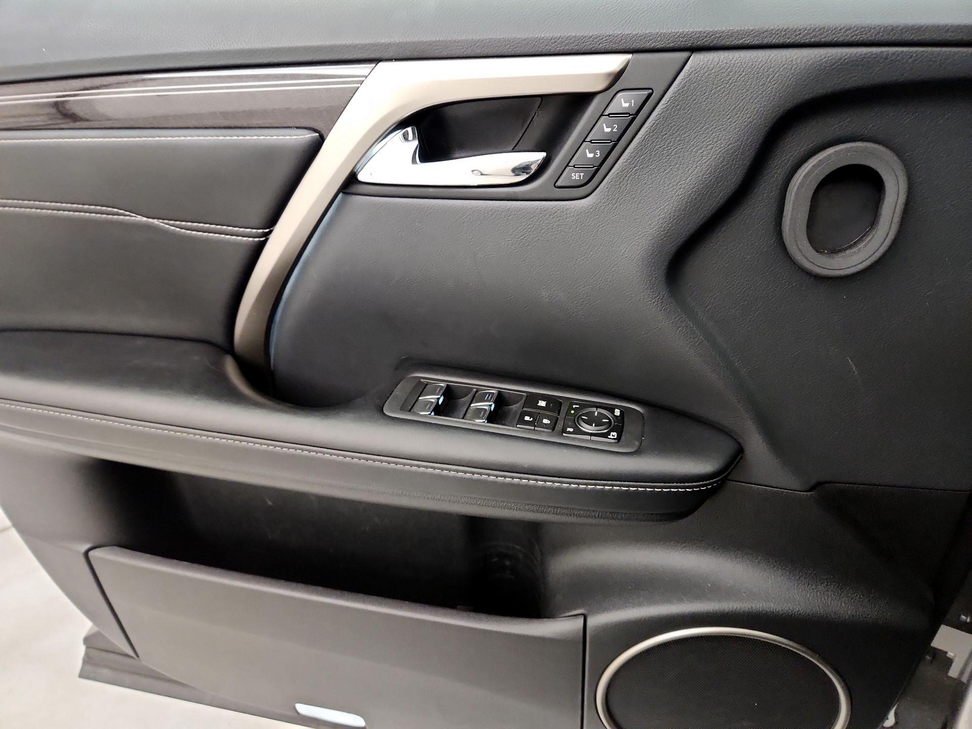 Thumbnail: 2020 Lexus RX - 12