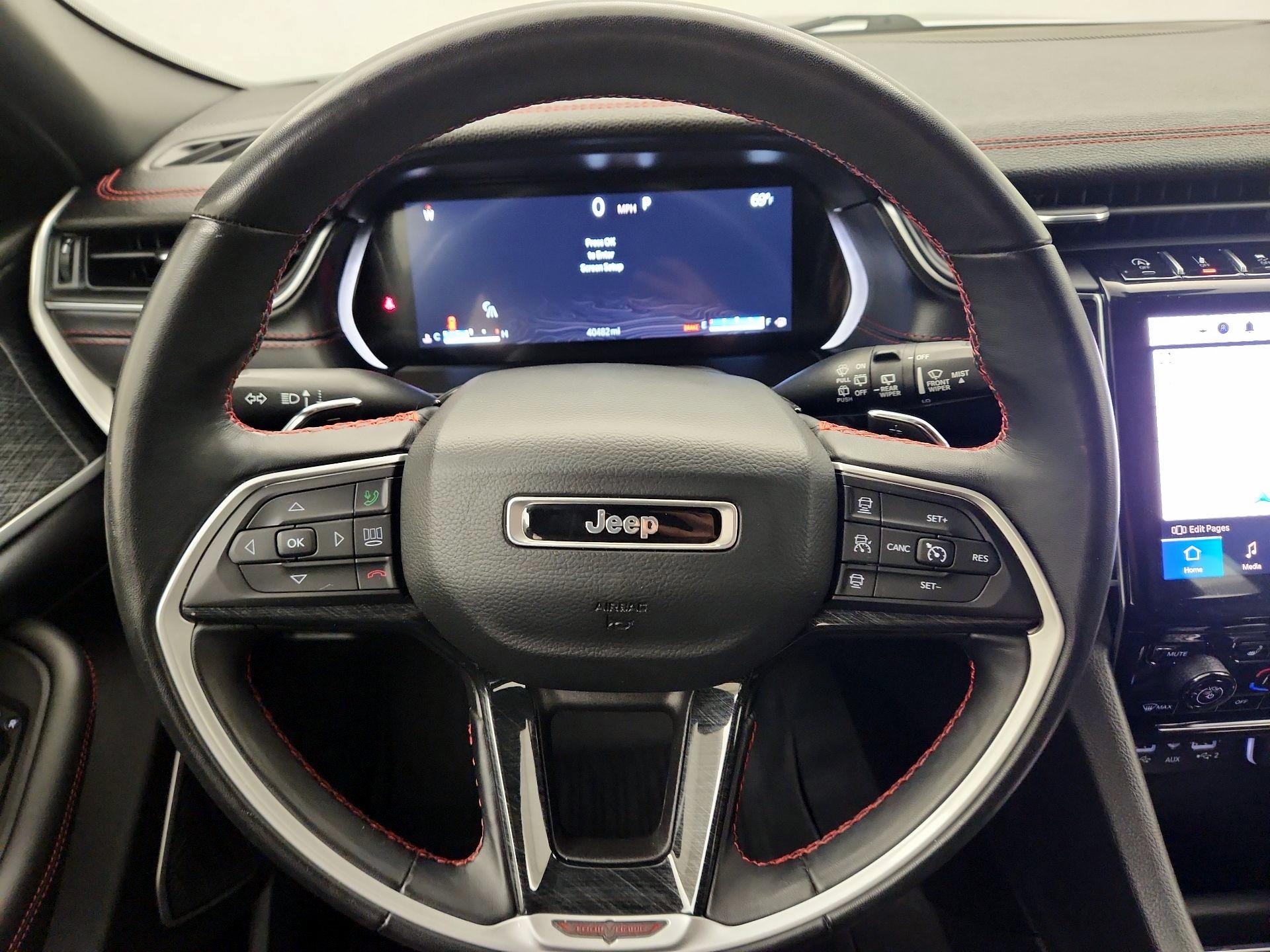 Thumbnail: 2022 Jeep Grand Cherokee - 10