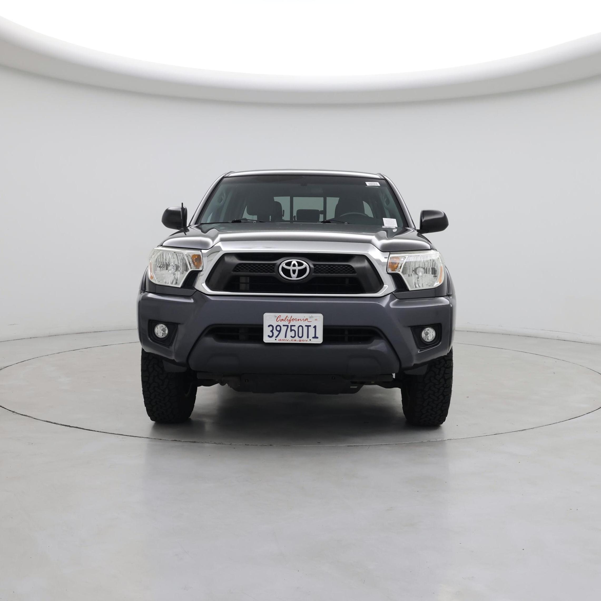 Thumbnail: 2015 Toyota Tacoma - 5
