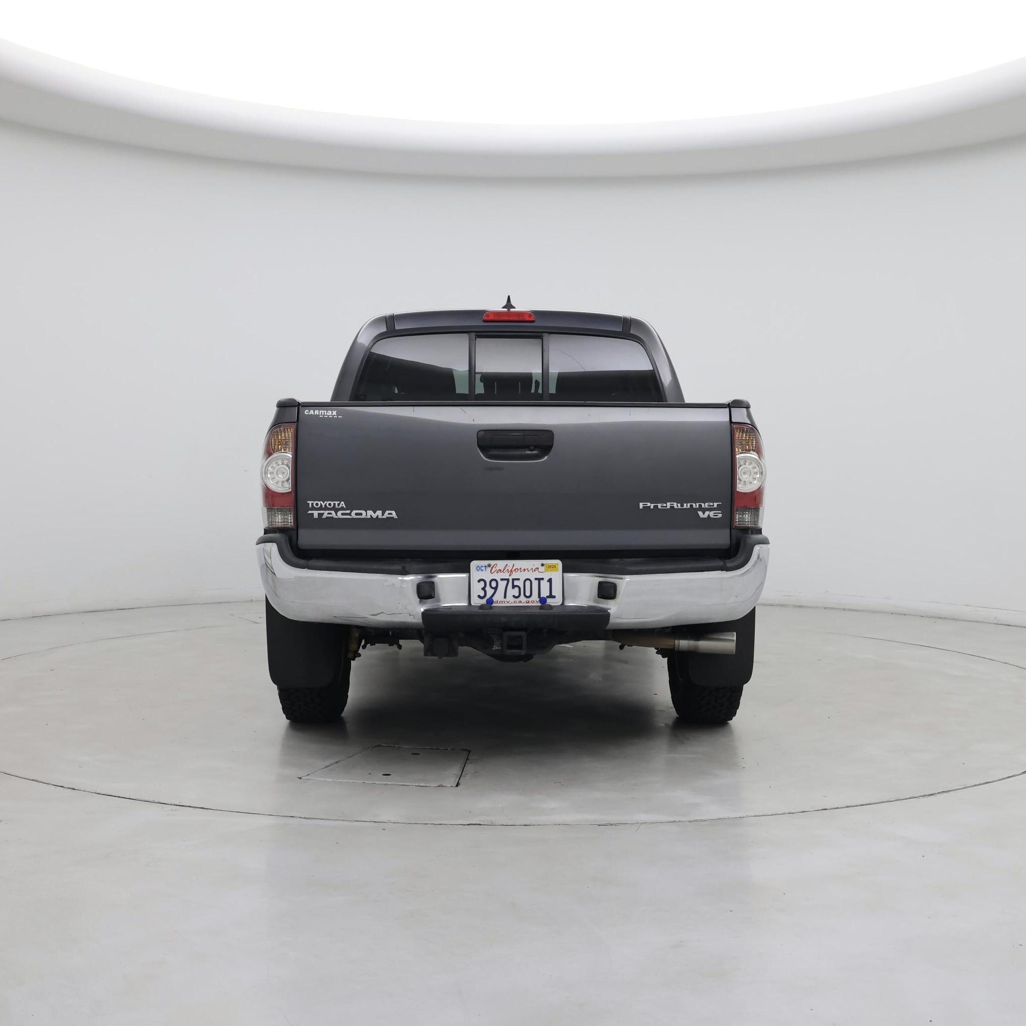 Thumbnail: 2015 Toyota Tacoma - 6