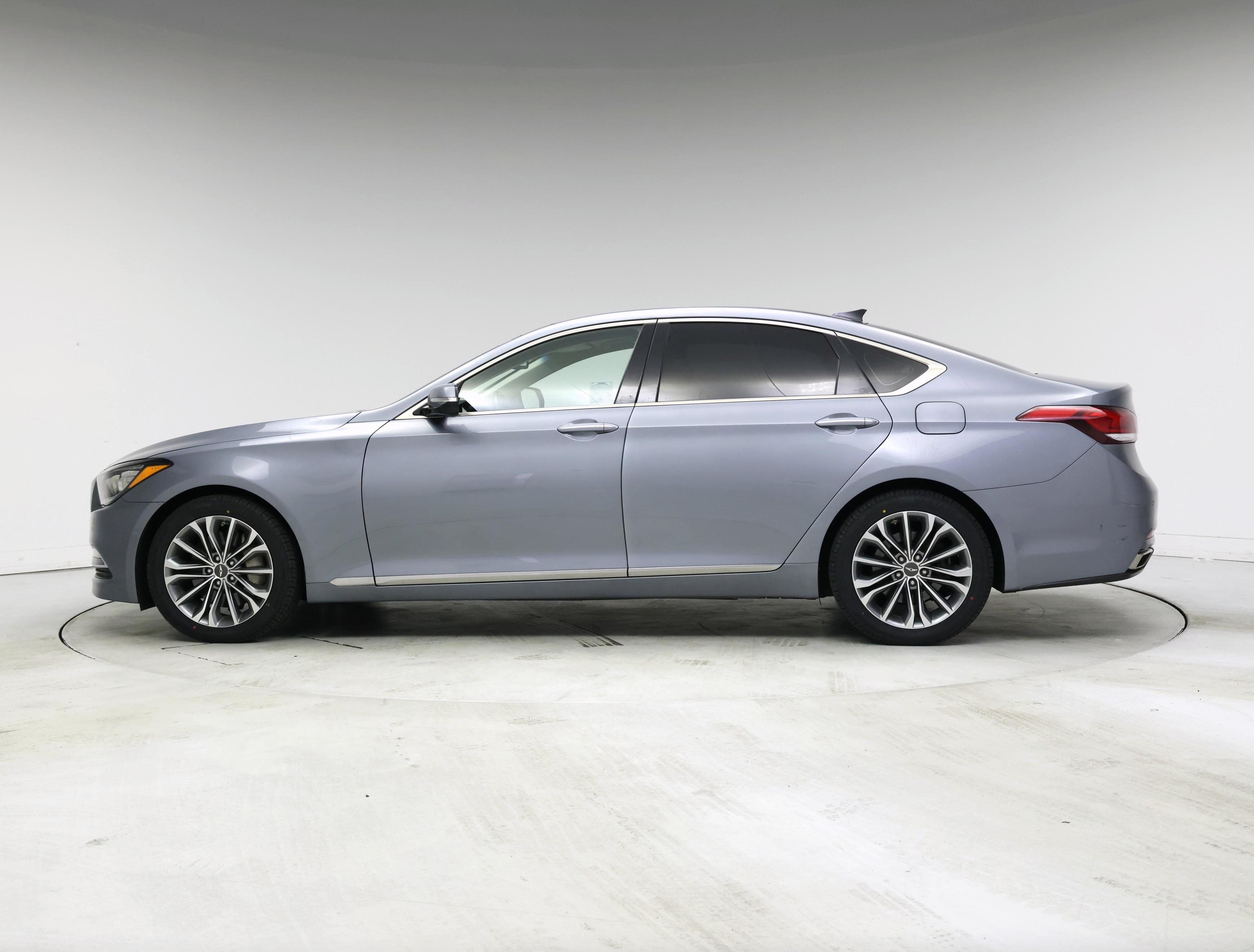 Thumbnail: 2016 Hyundai Genesis - 3