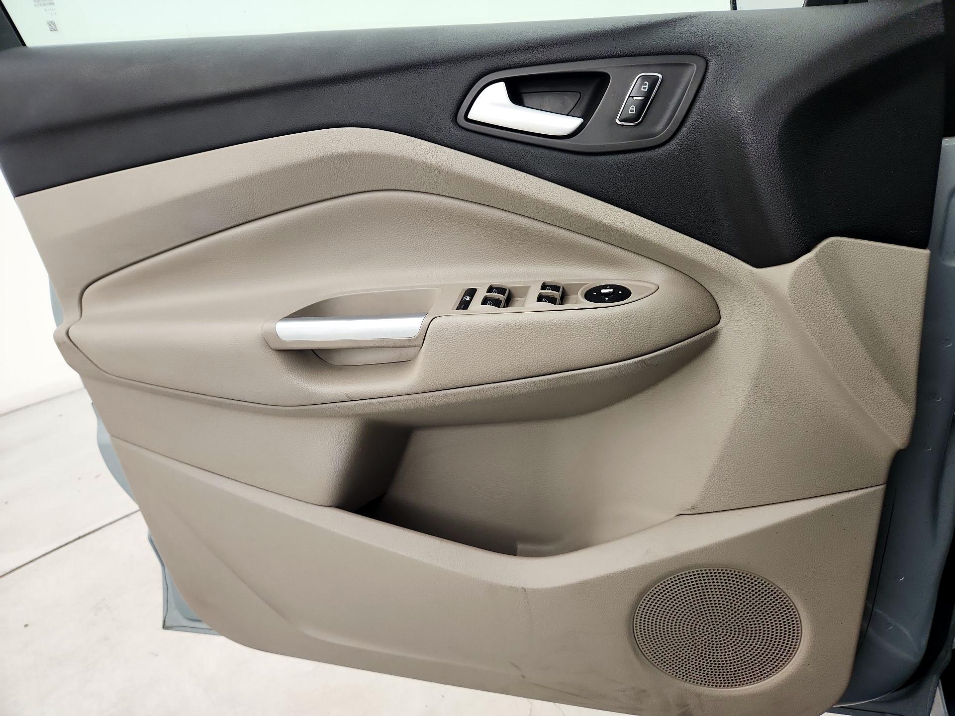Thumbnail: 2013 Ford C-Max - 12