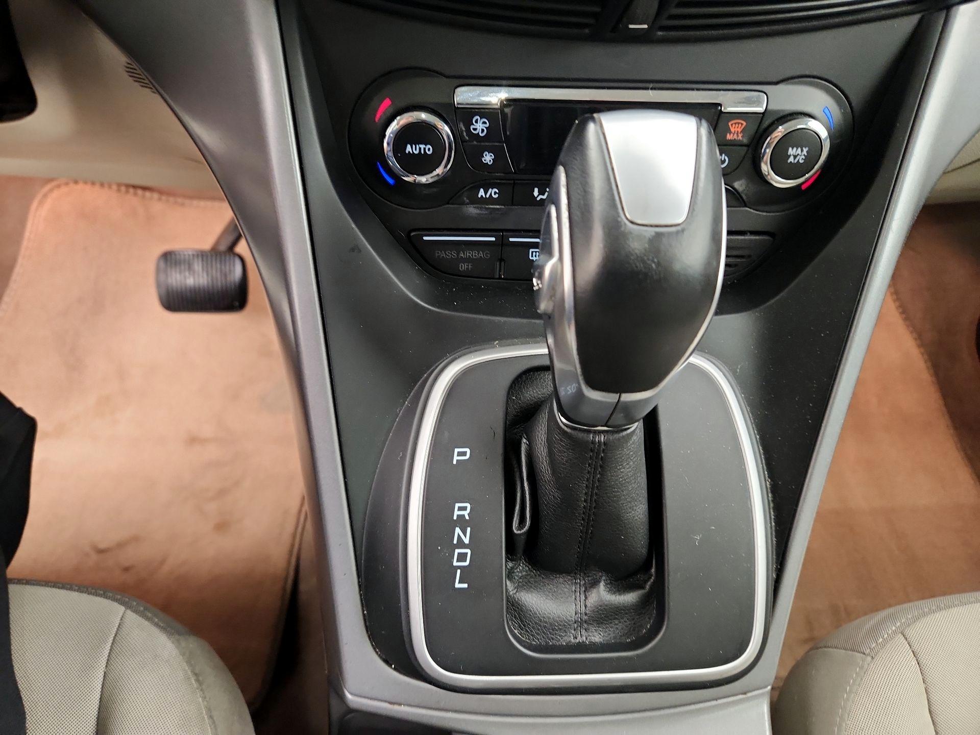 Thumbnail: 2013 Ford C-Max - 16
