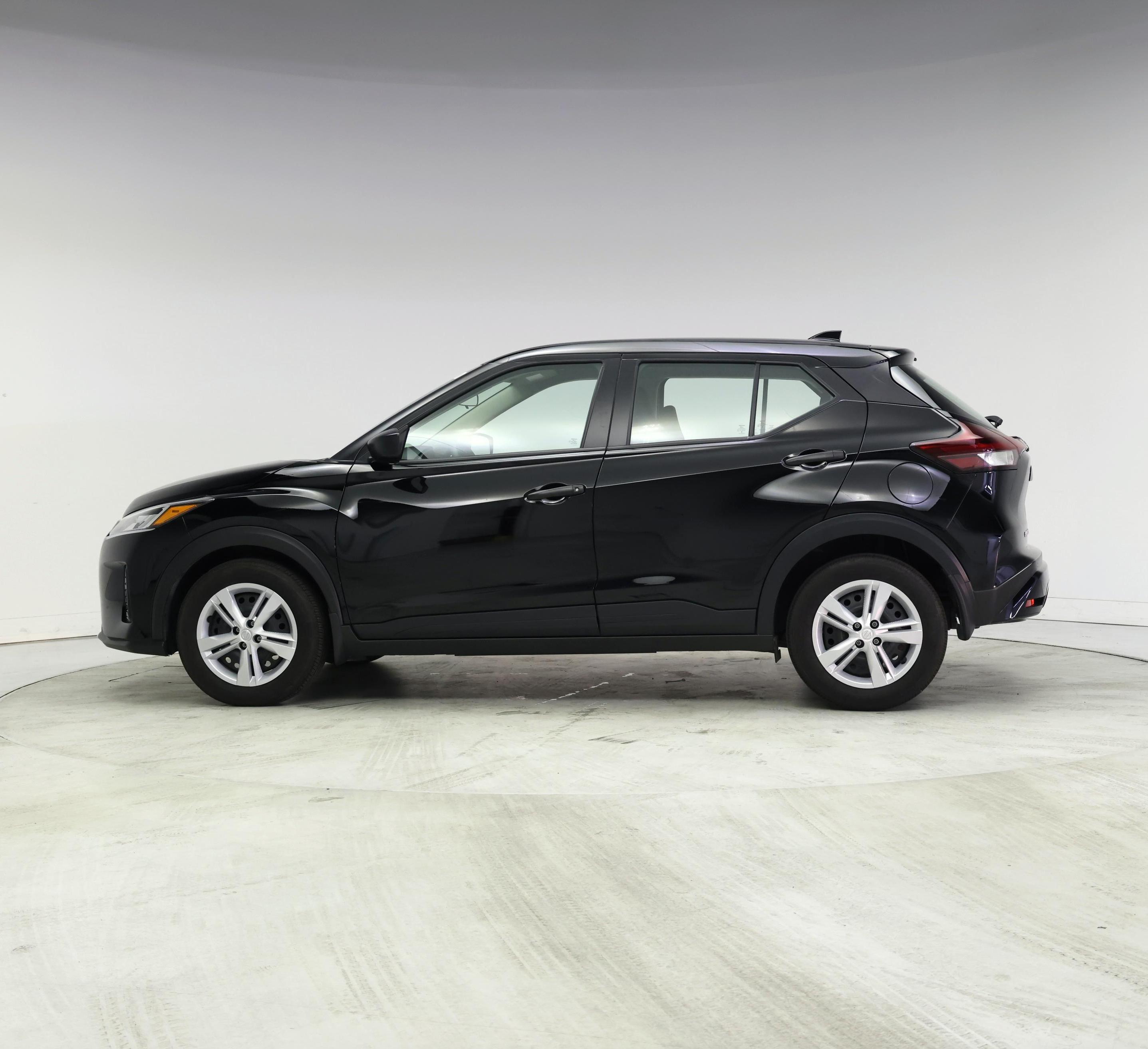Thumbnail: 2024 Nissan Kicks - 3