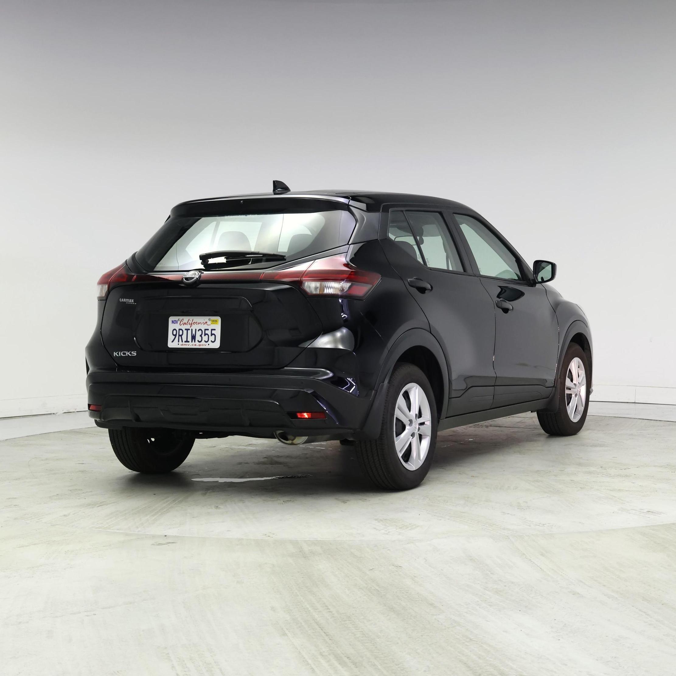 Thumbnail: 2024 Nissan Kicks - 8