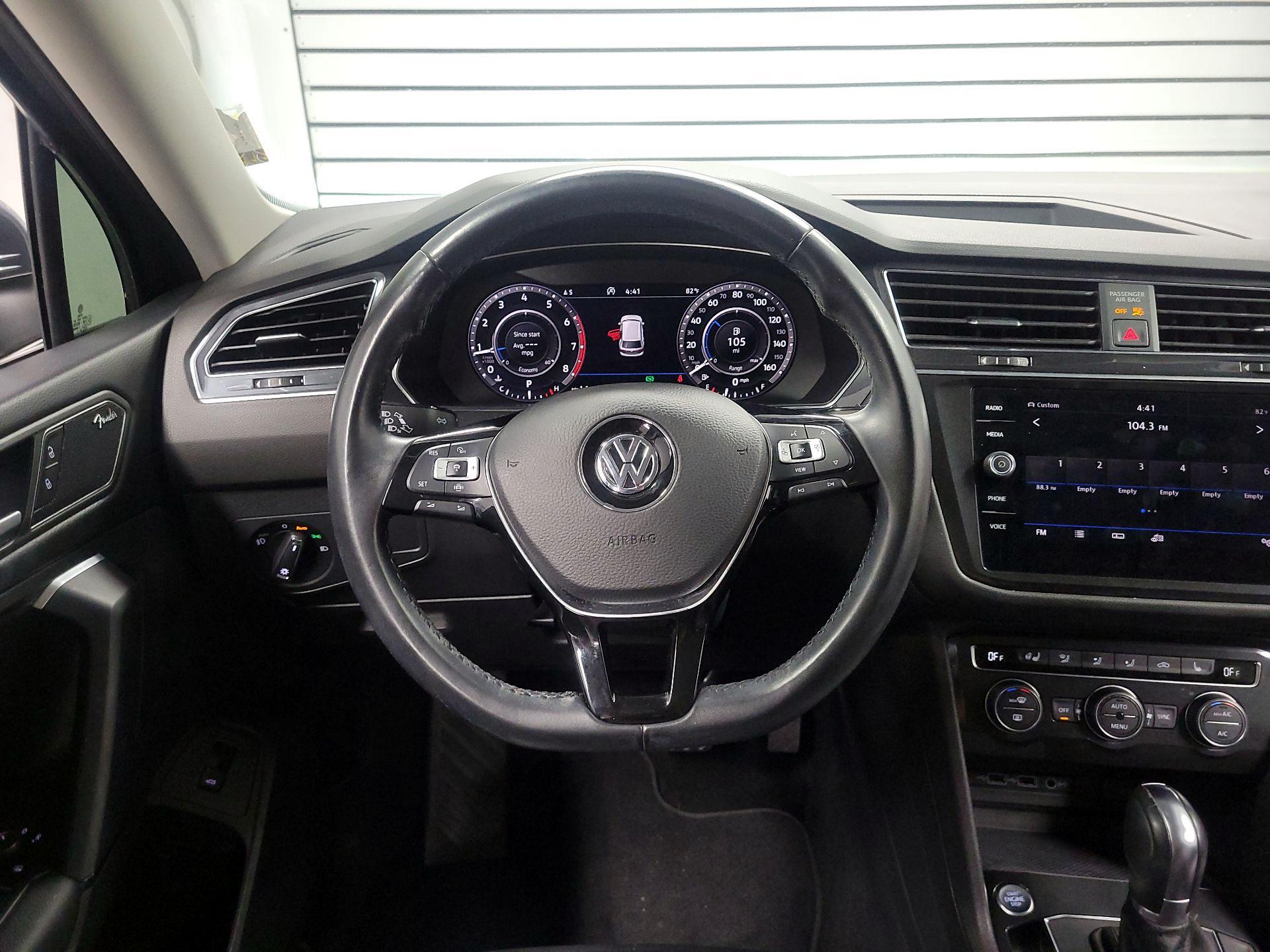Thumbnail: 2019 Volkswagen Tiguan - 10