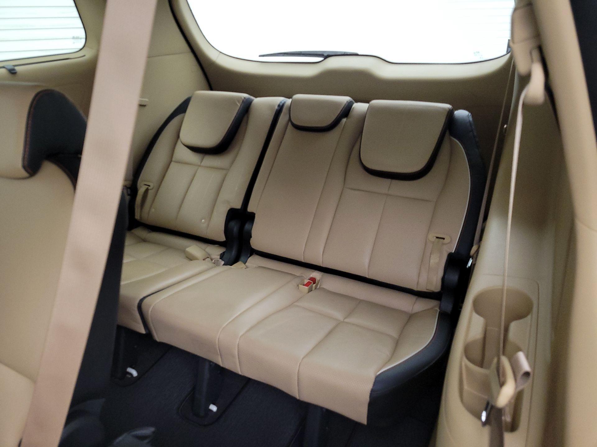 Thumbnail: 2019 Kia Sedona - 20