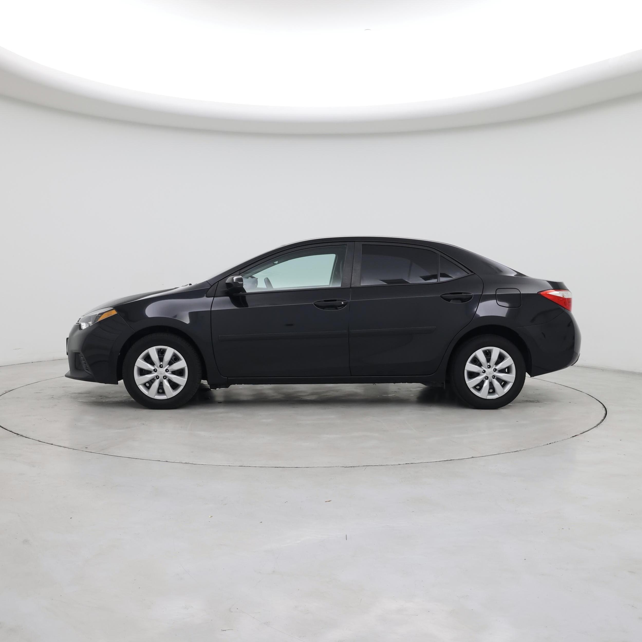 Thumbnail: 2016 Toyota Corolla - 3