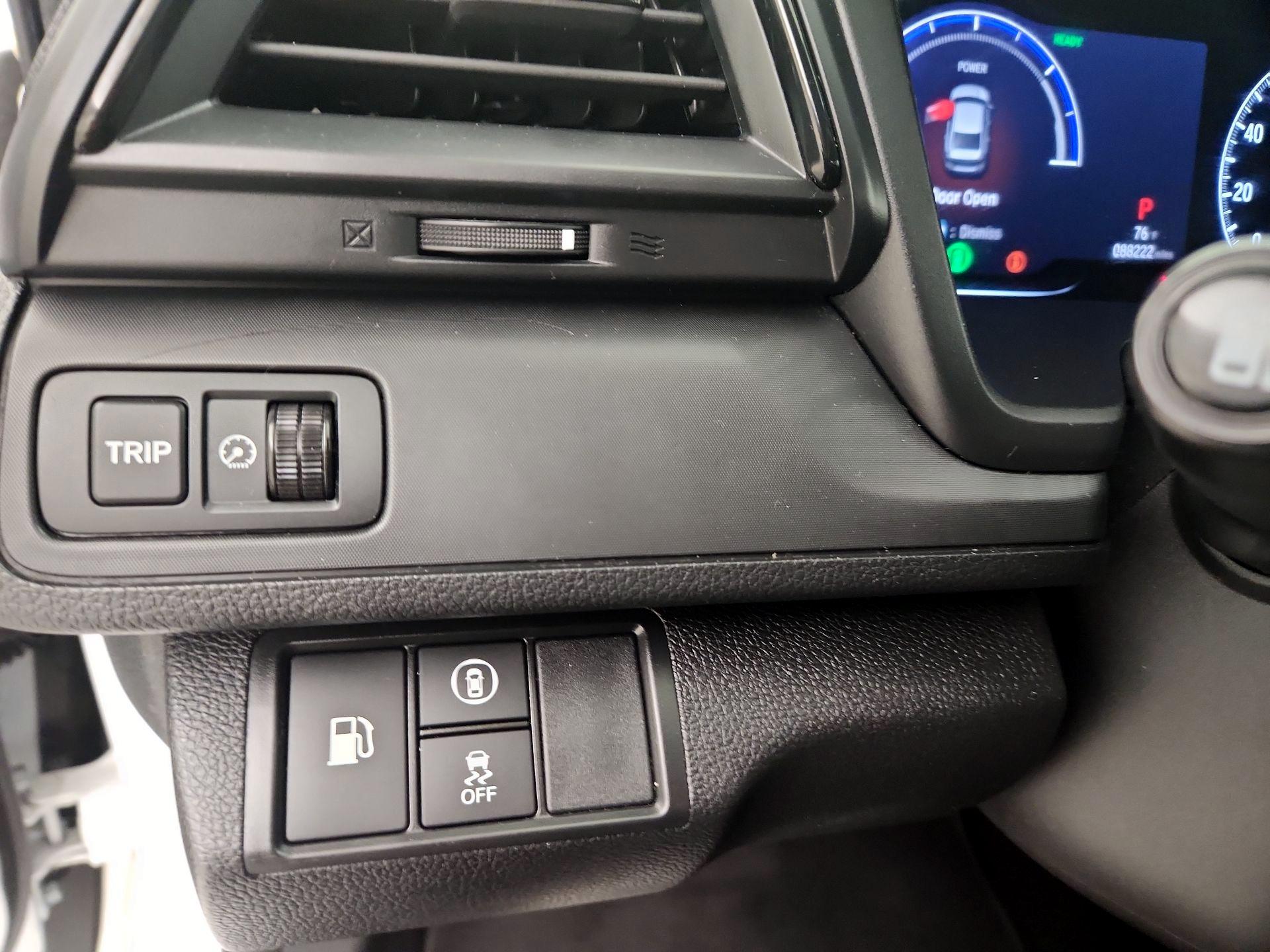 Thumbnail: 2019 Honda Insight - 13
