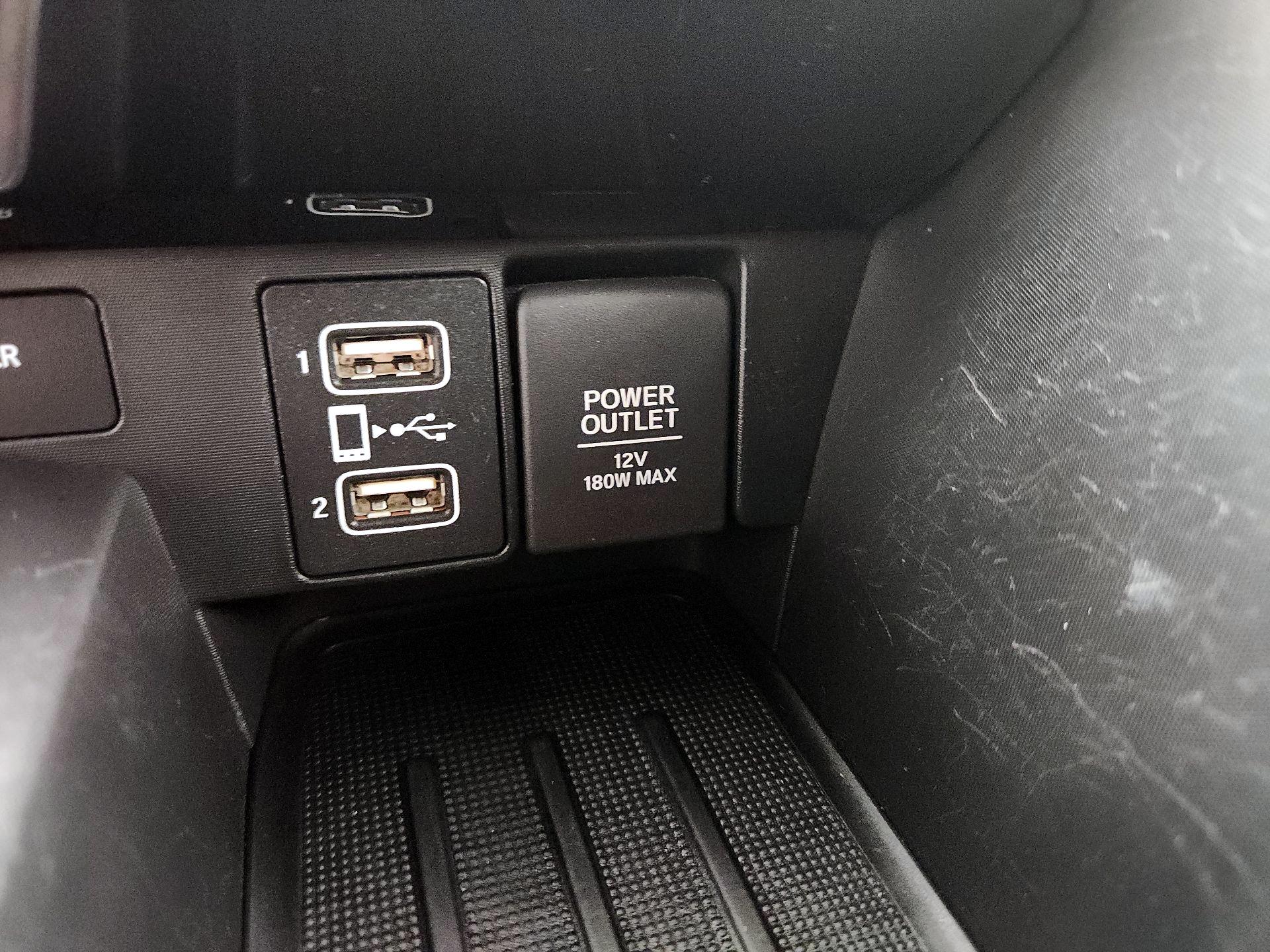 Thumbnail: 2019 Honda Insight - 18