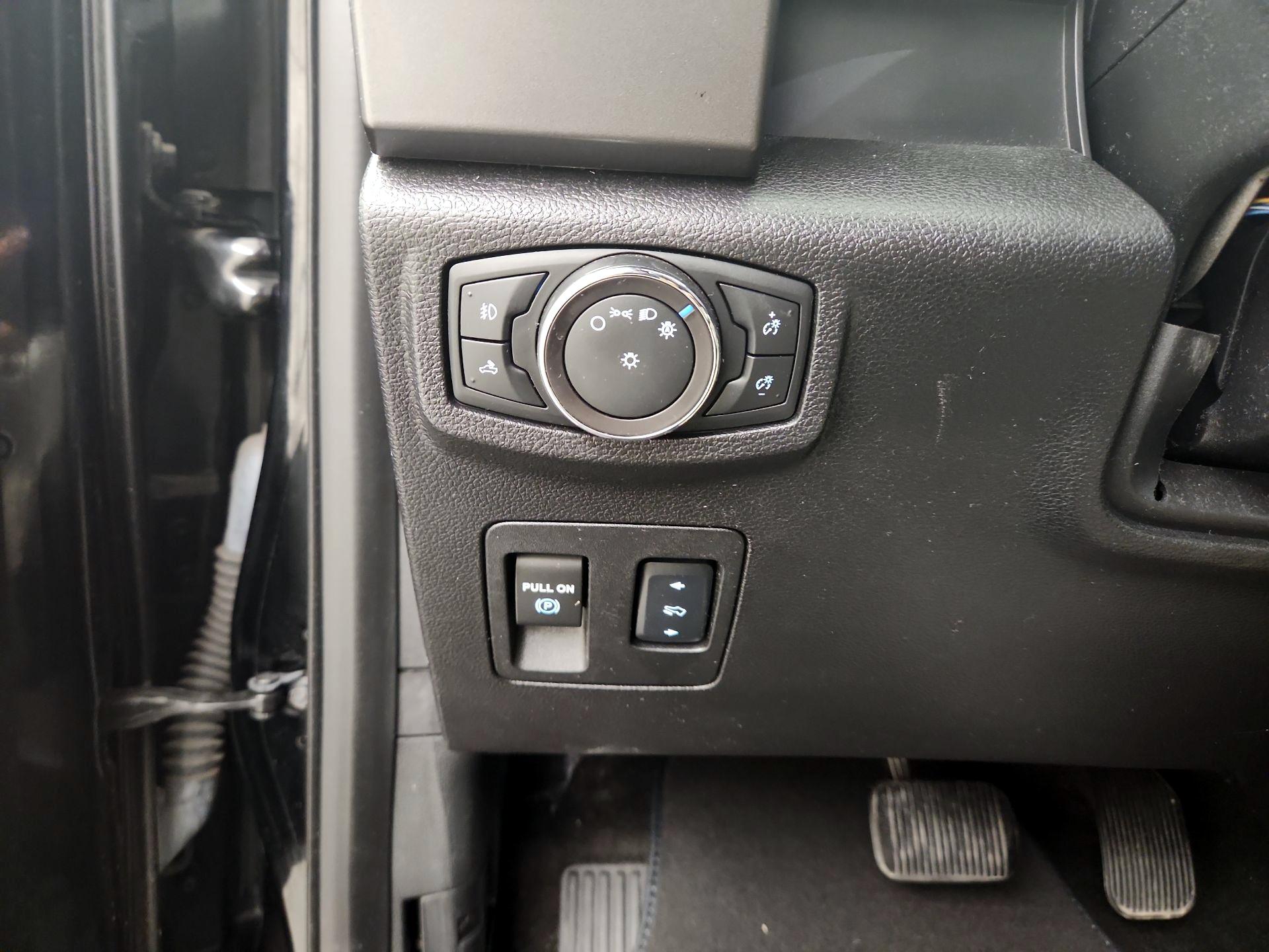 Thumbnail: 2018 Ford F-150 - 13