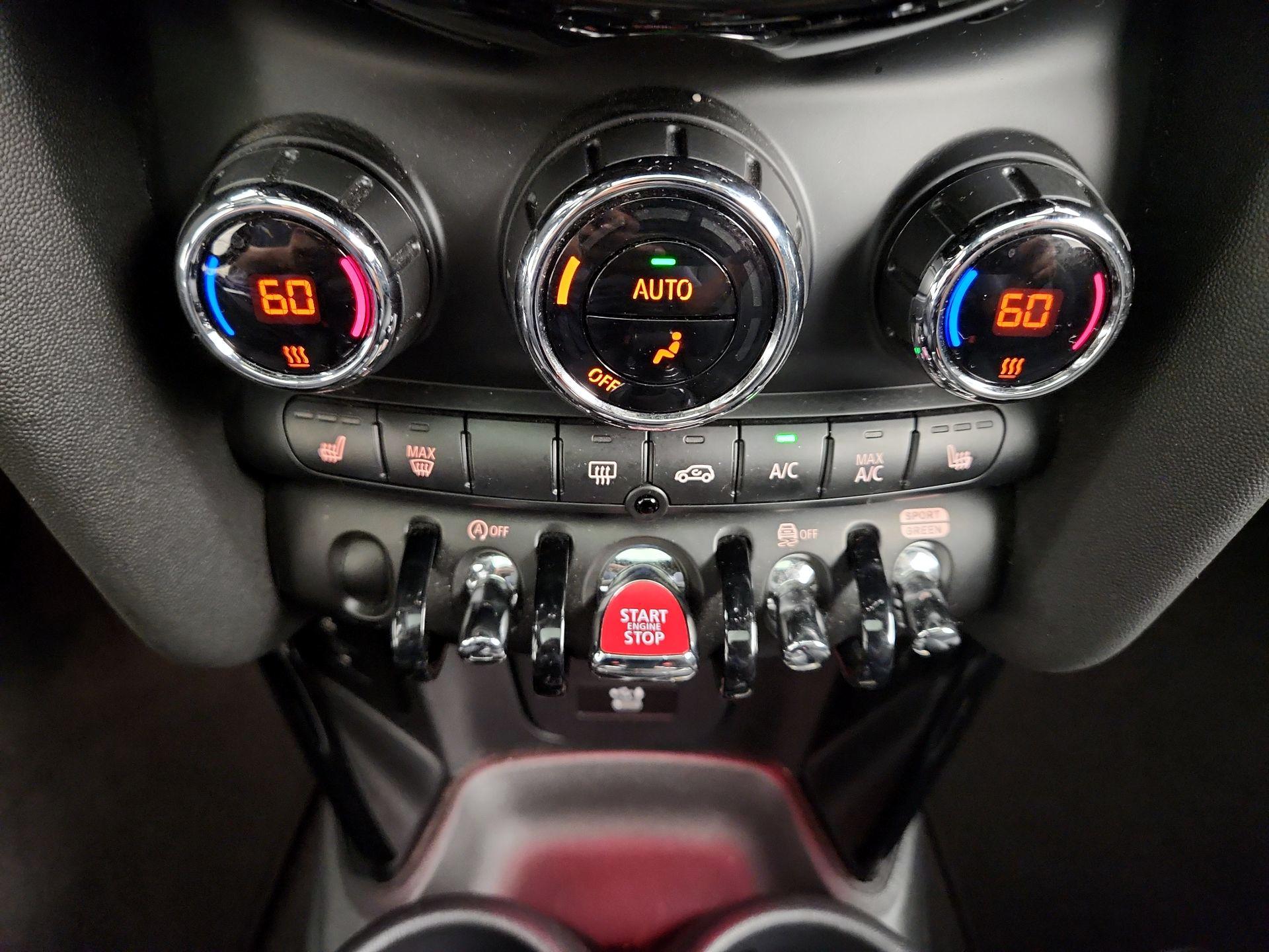 Thumbnail: 2021 MINI Cooper Hardtop - 16