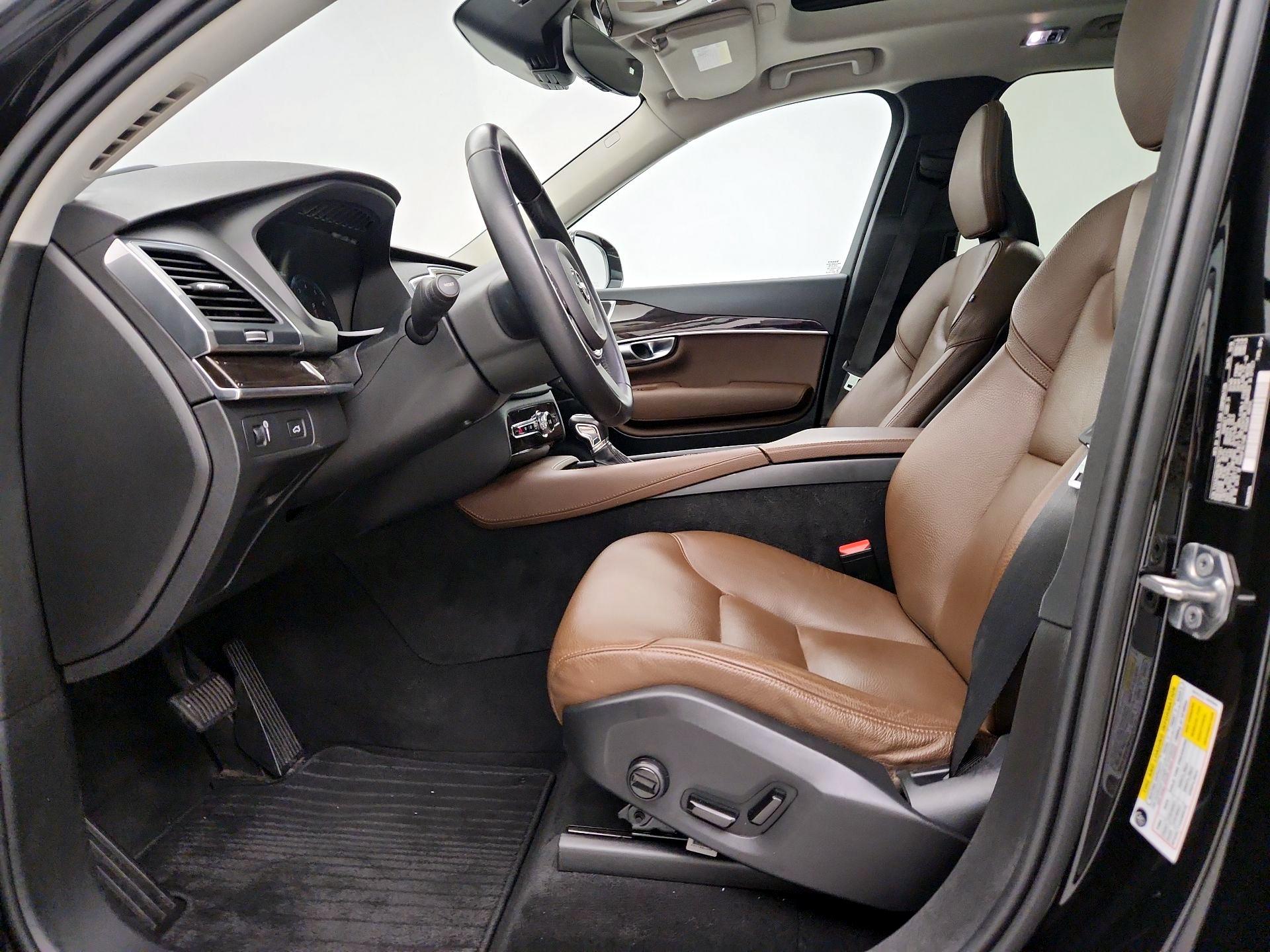 Thumbnail: 2019 Volvo XC90 - 11