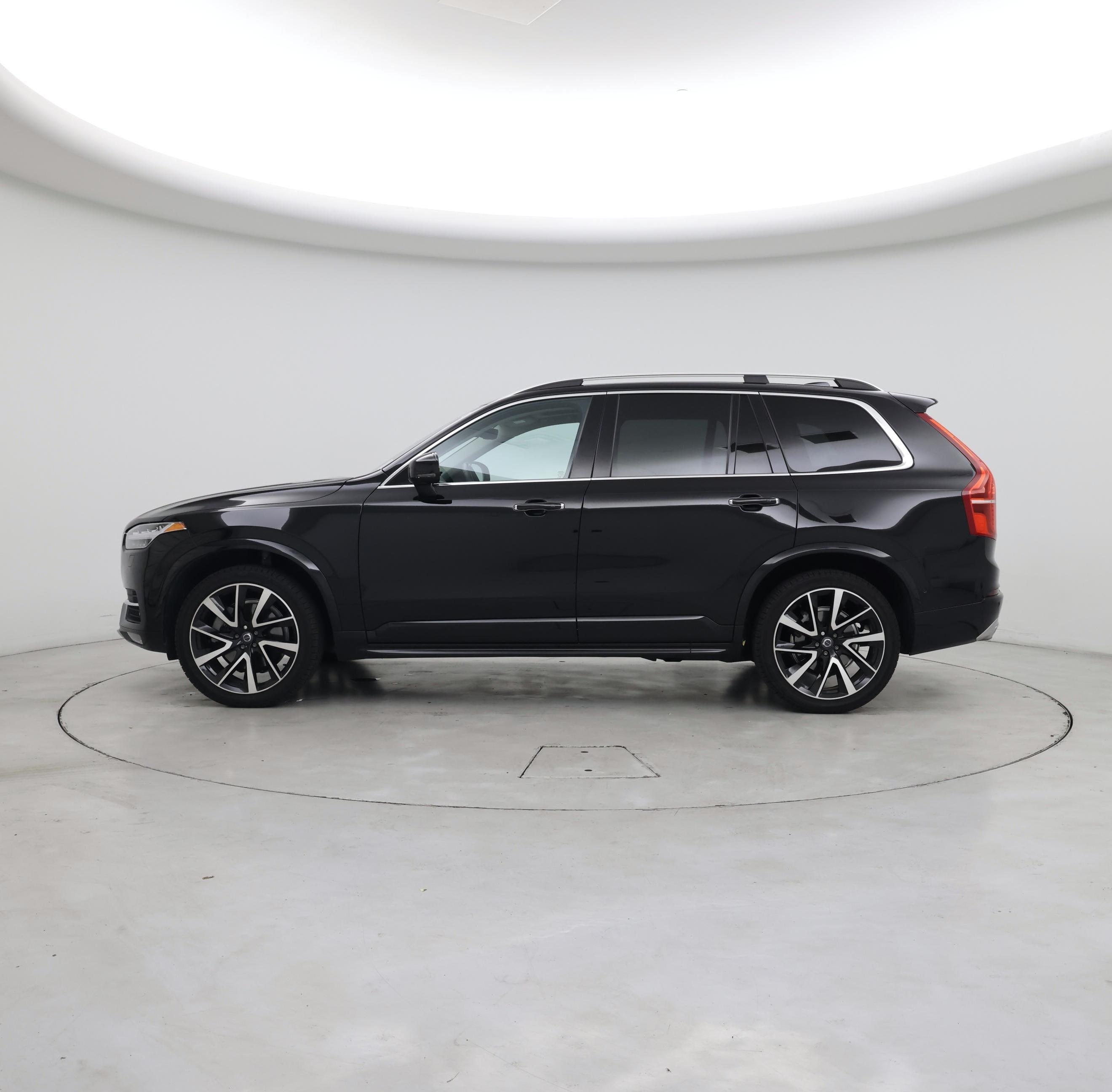 Thumbnail: 2019 Volvo XC90 - 3