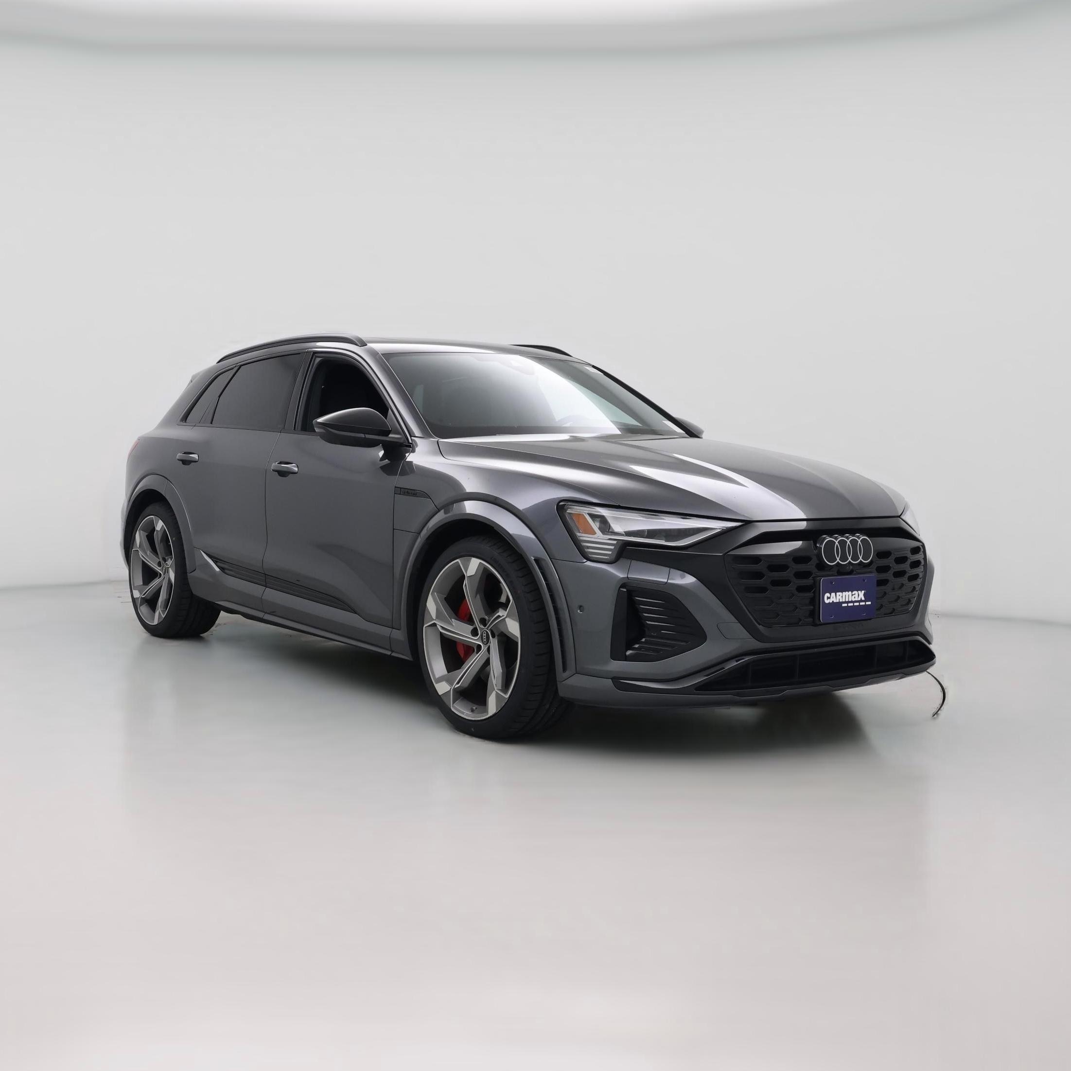 Thumbnail: 2024 Audi SQ8 e-tron - 1
