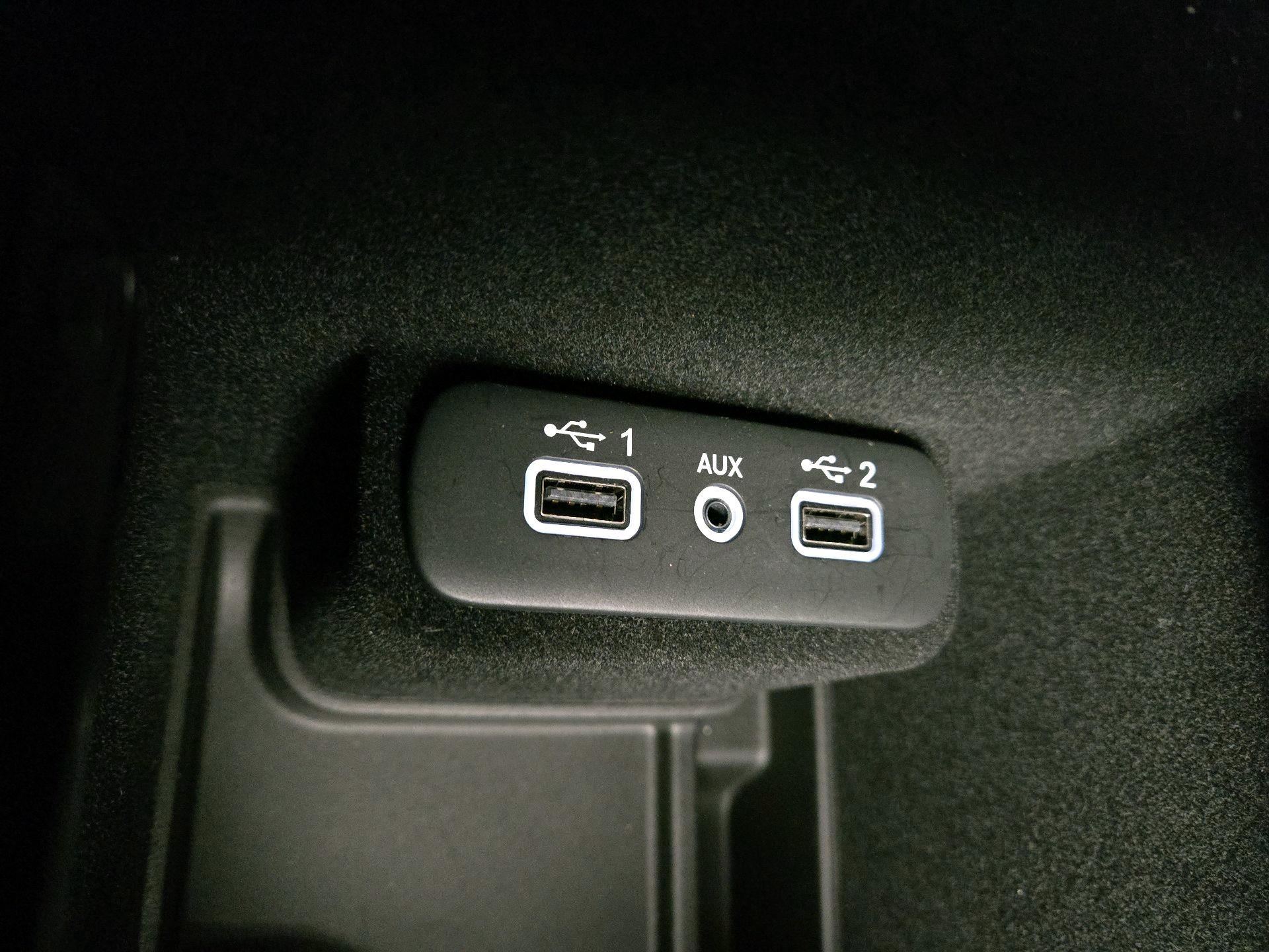 Thumbnail: 2019 Dodge Charger - 19