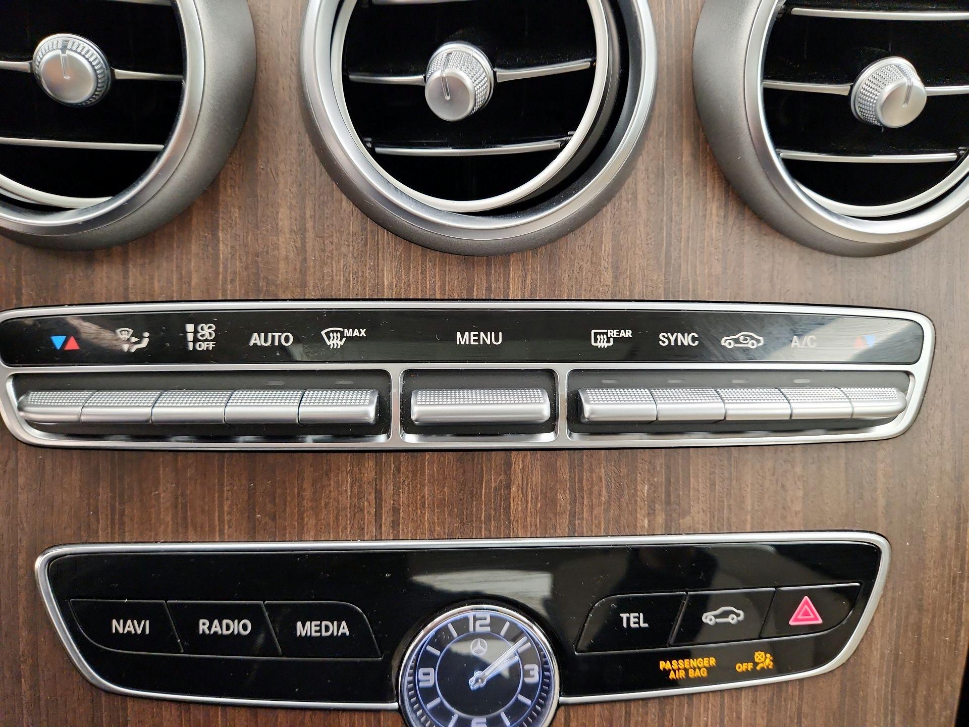 Thumbnail: 2019 Mercedes-Benz C-Class - 16