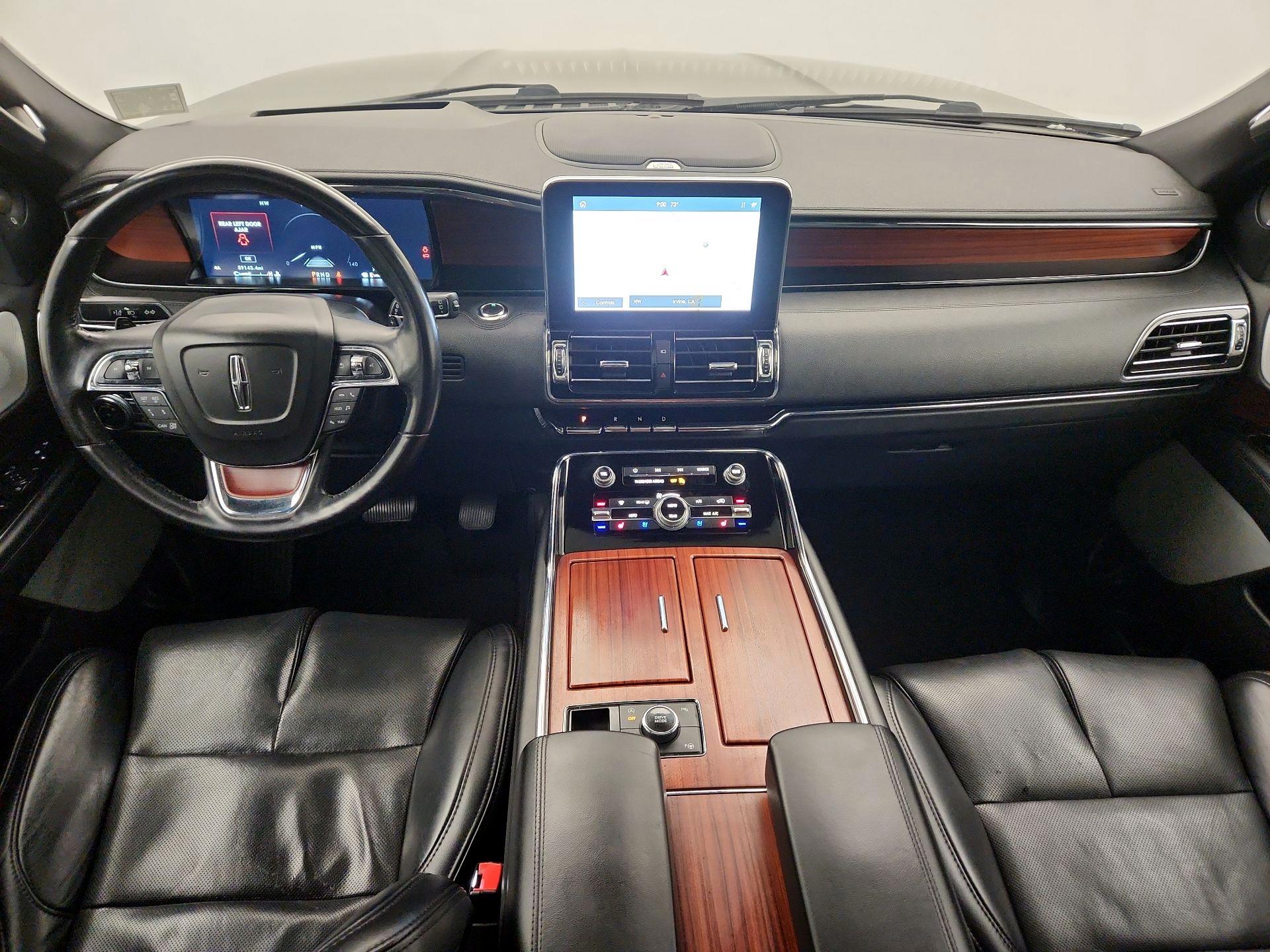 Thumbnail: 2021 Lincoln Navigator - 9